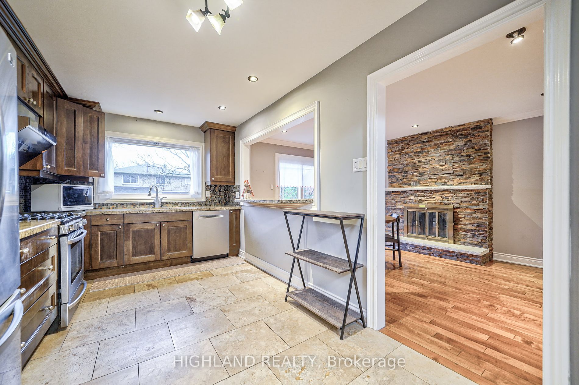 5764 Turney Dr