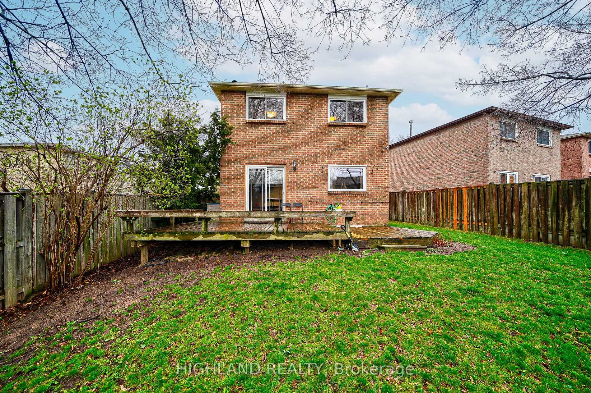 5764 Turney Dr