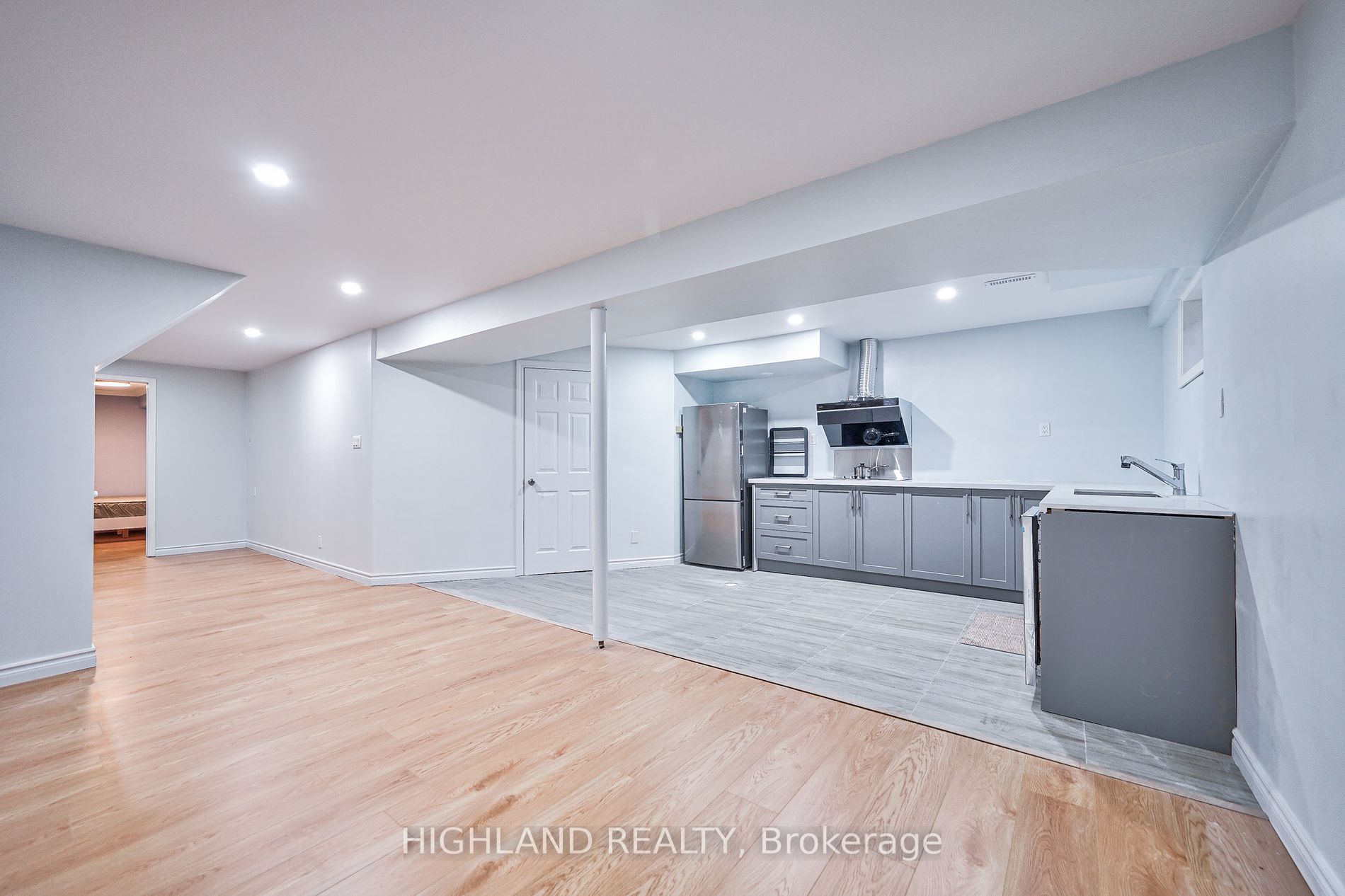 5764 Turney Dr