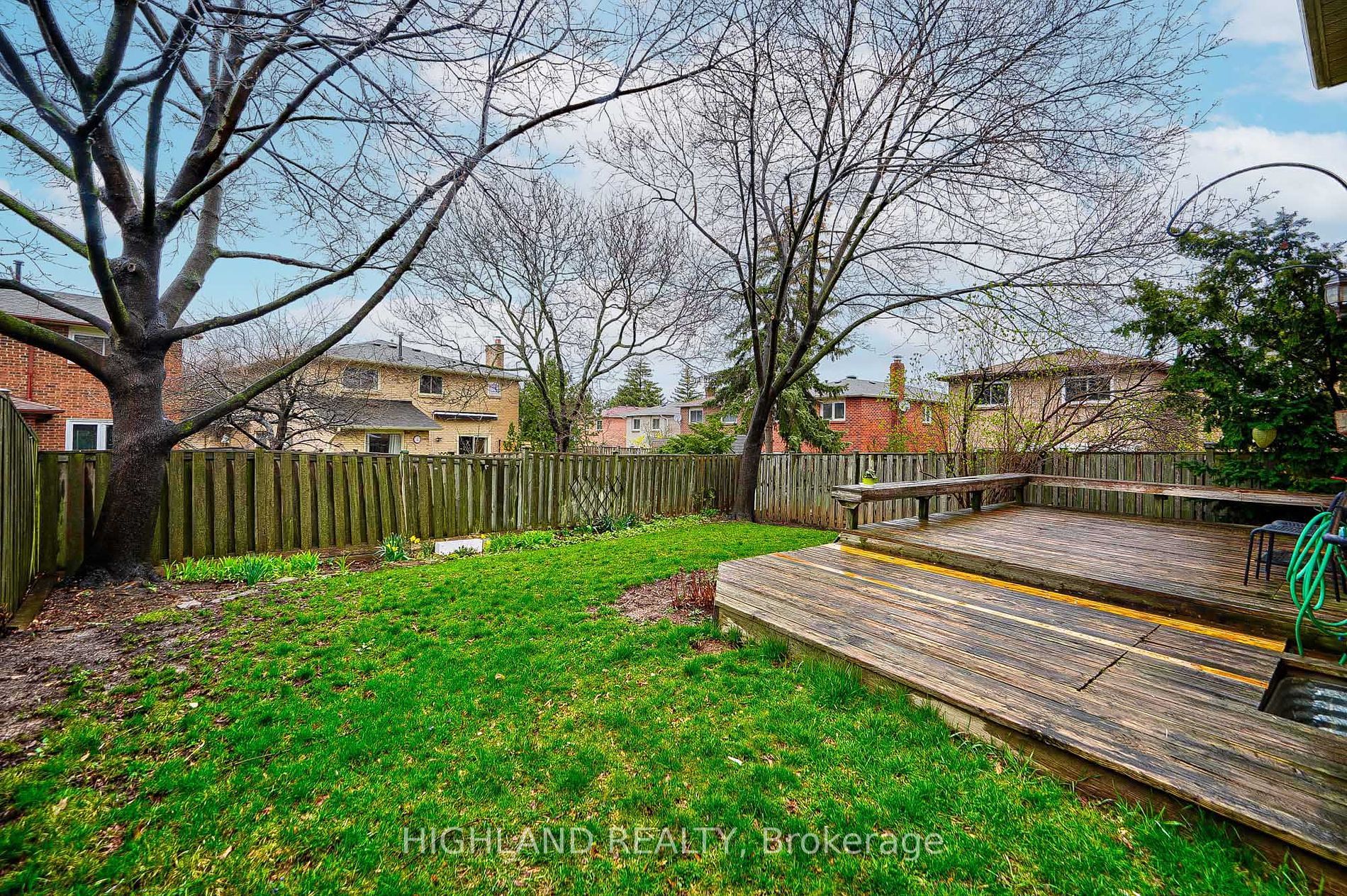 5764 Turney Dr