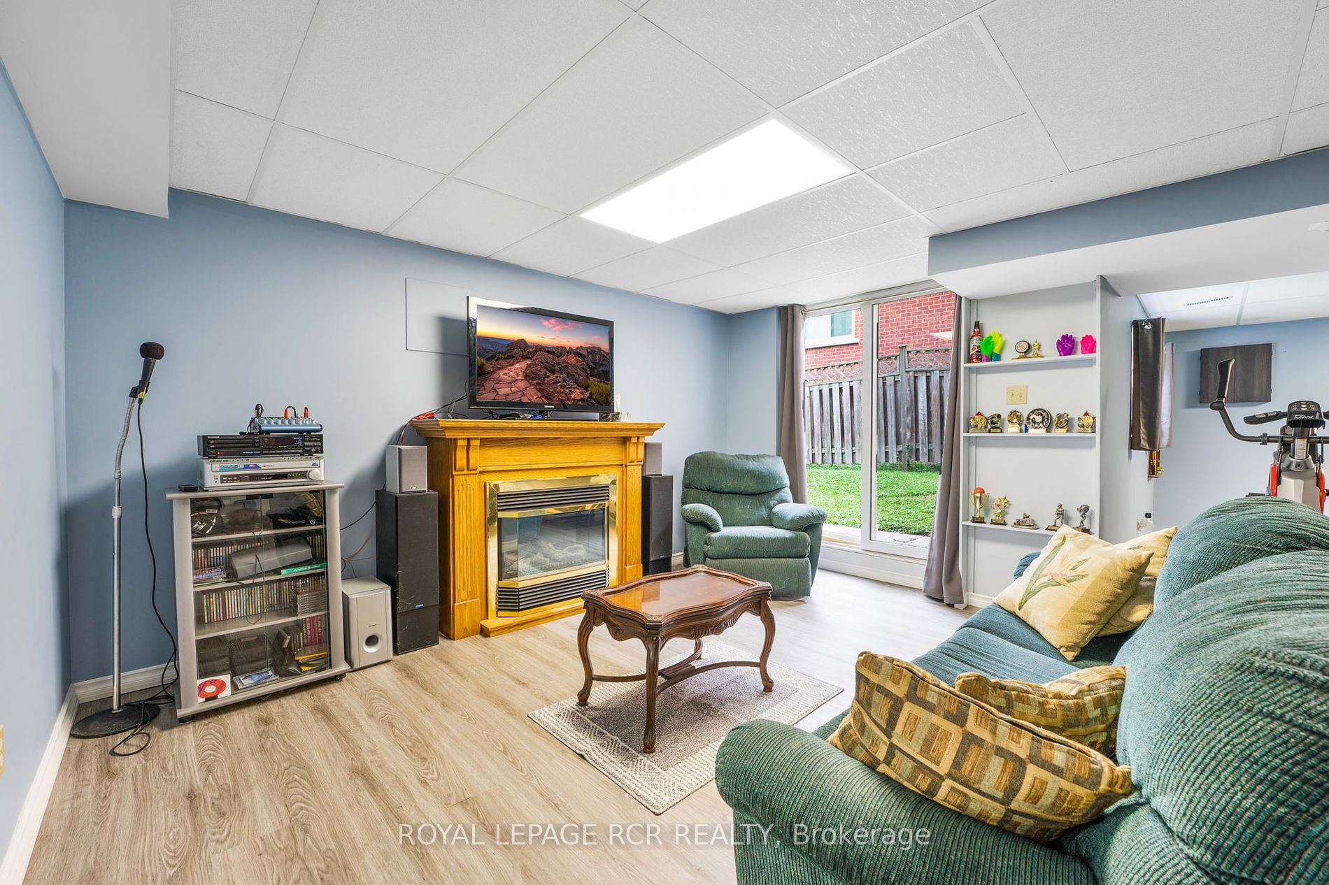 22 Ridelle Crt