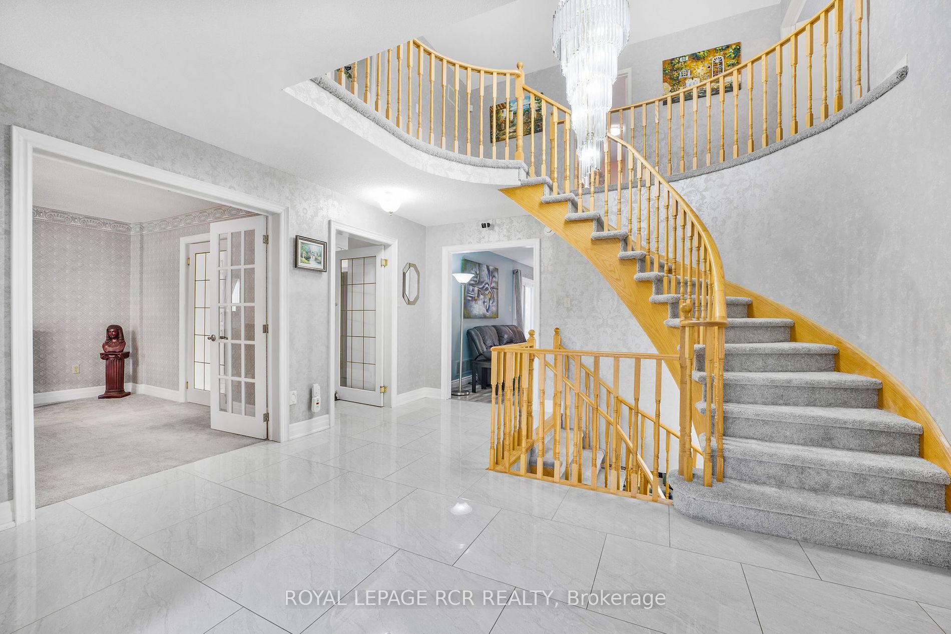 22 Ridelle Crt