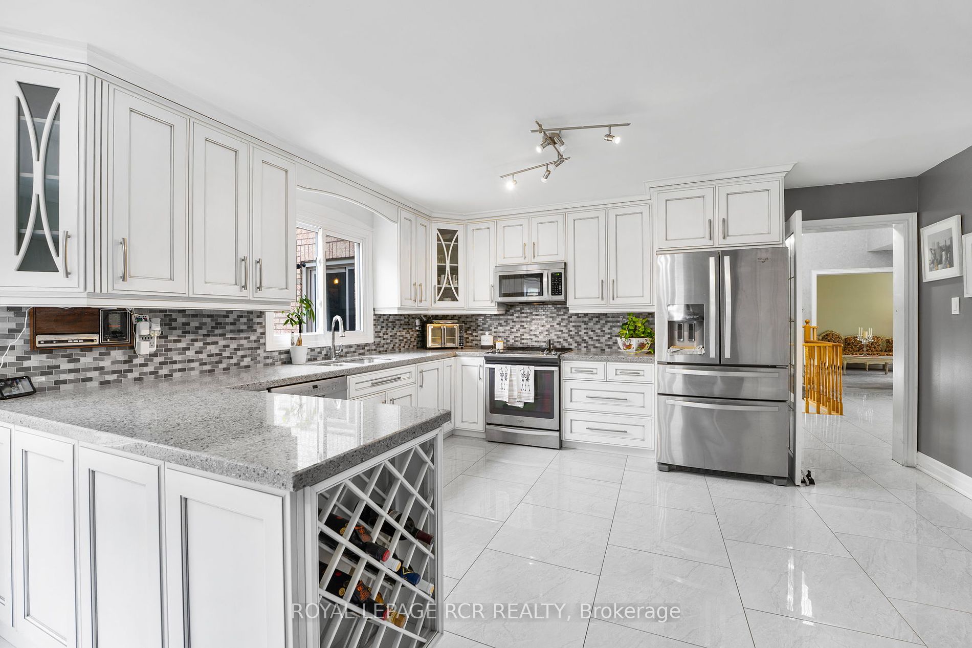 22 Ridelle Crt