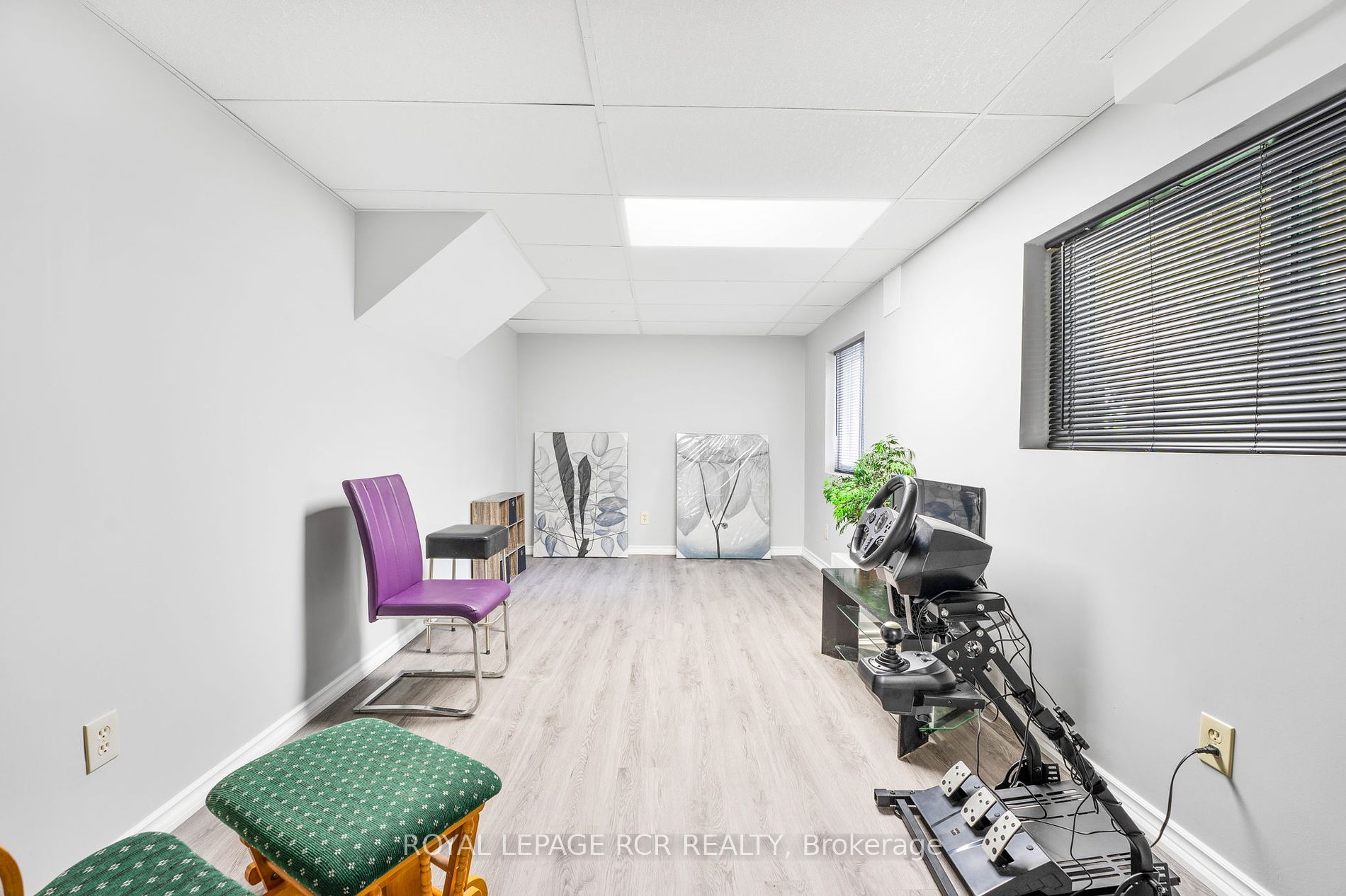 22 Ridelle Crt