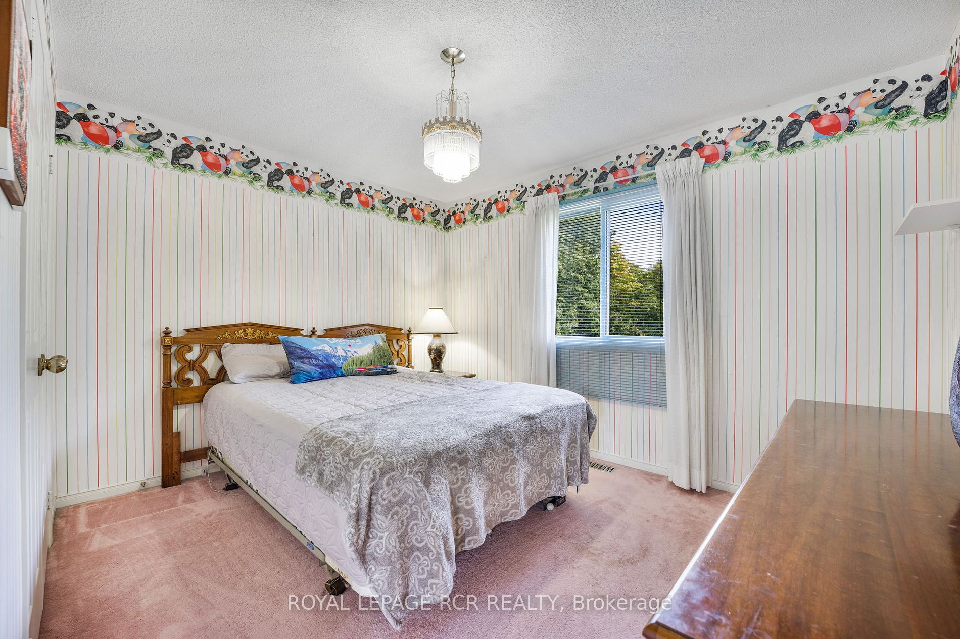 22 Ridelle Crt