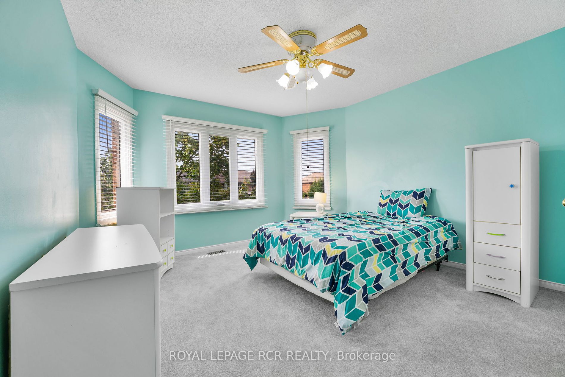22 Ridelle Crt