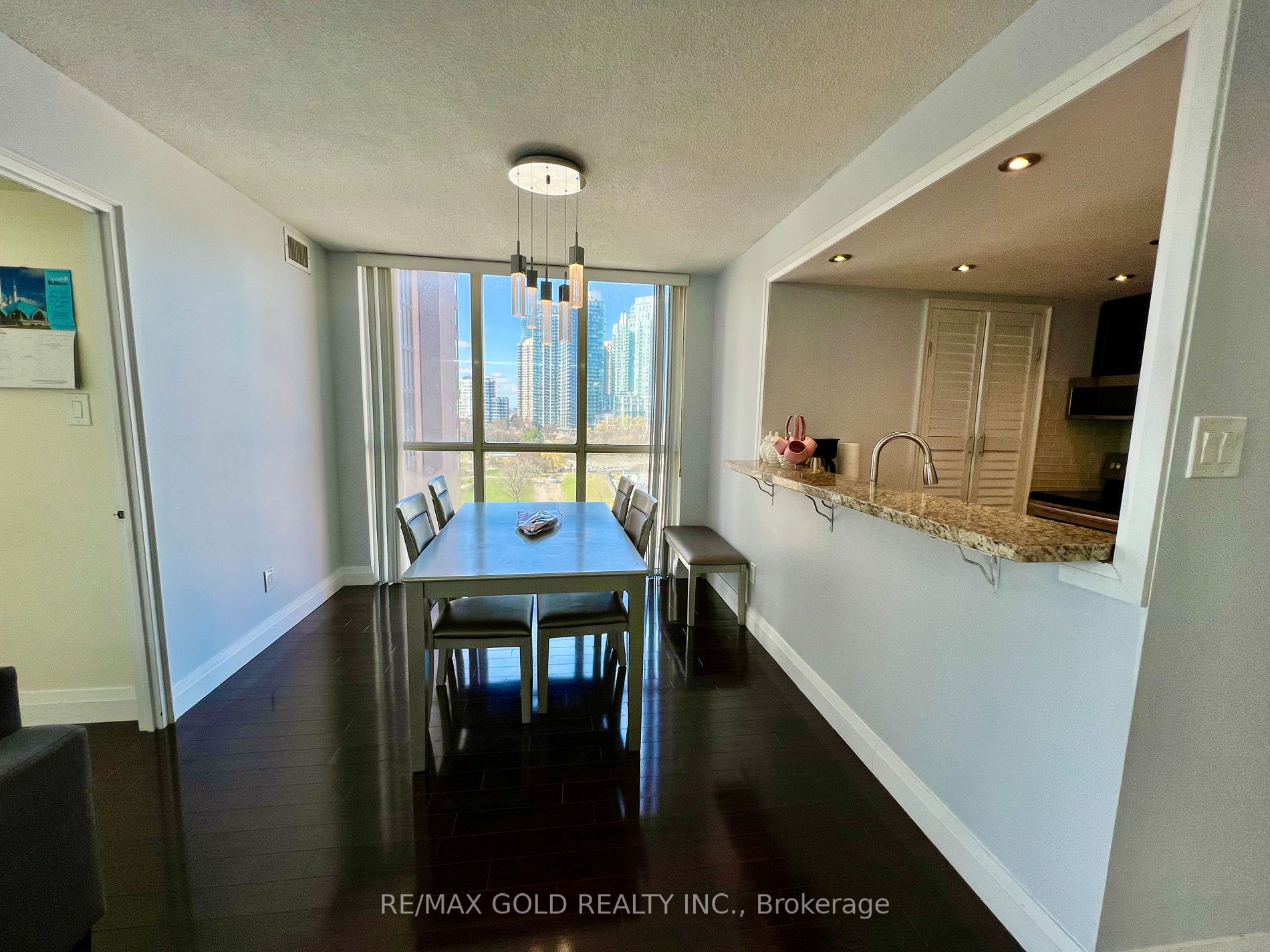 265 Enfield Place #903