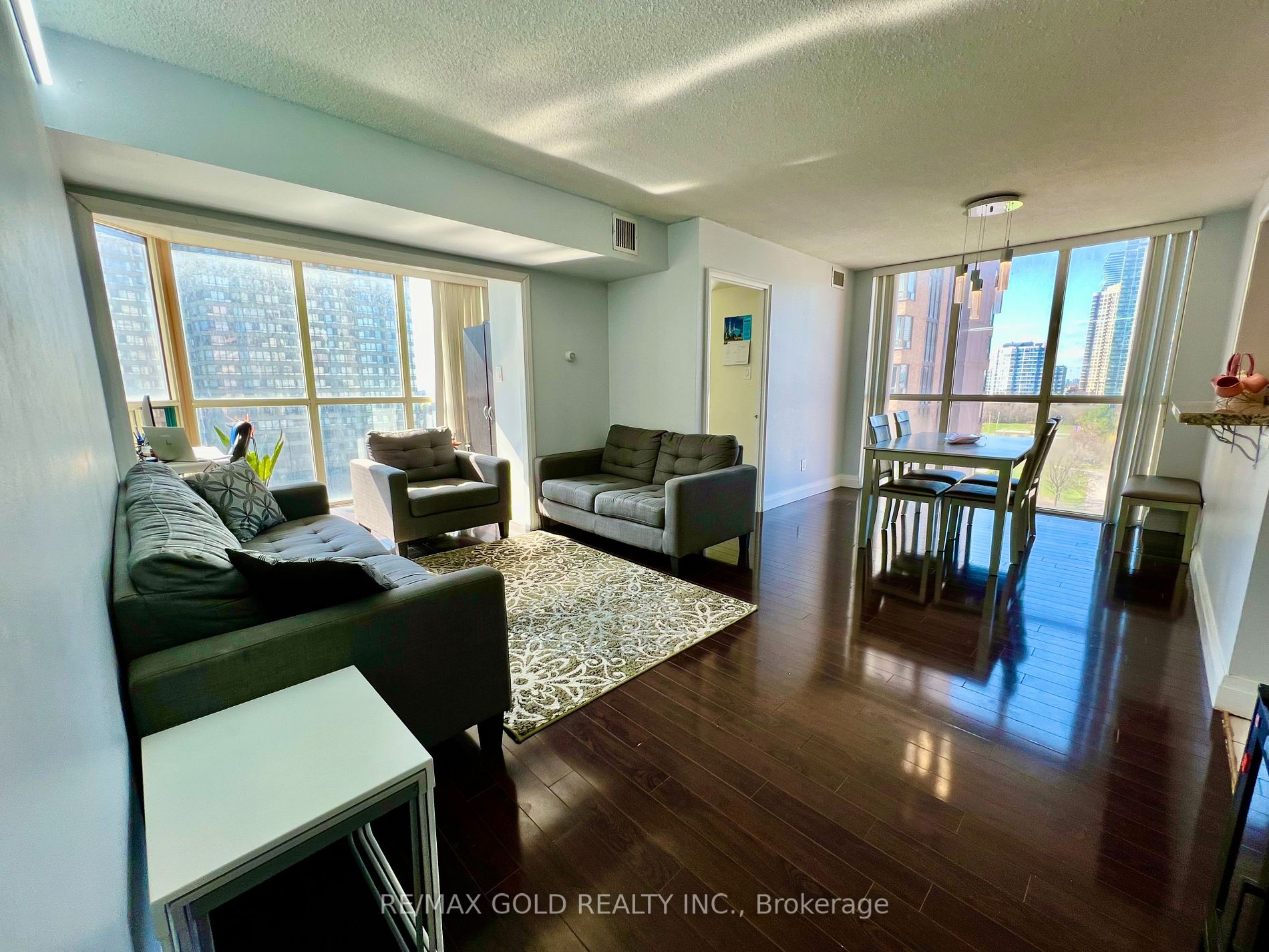 265 Enfield Place #903