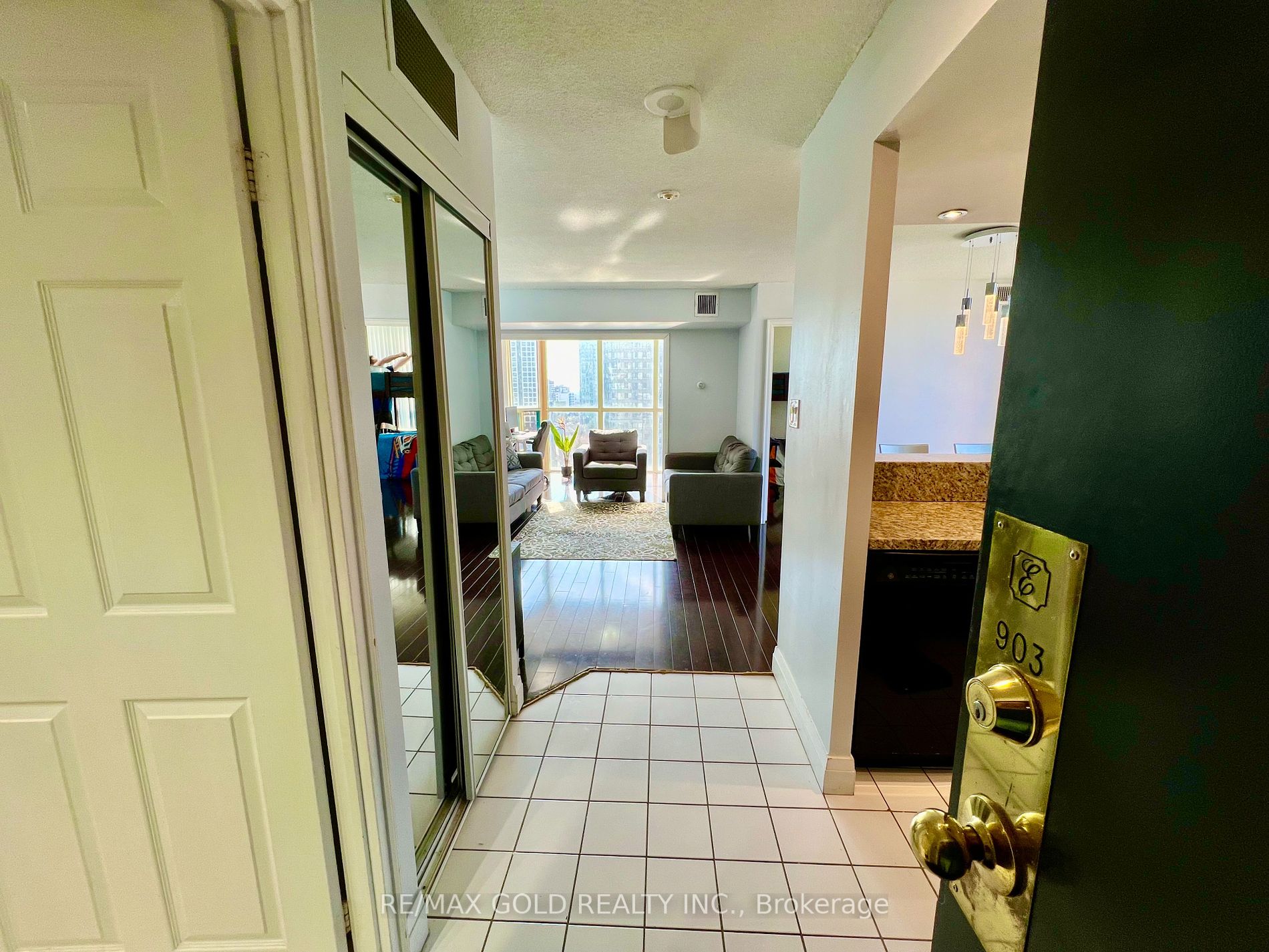 265 Enfield Place #903