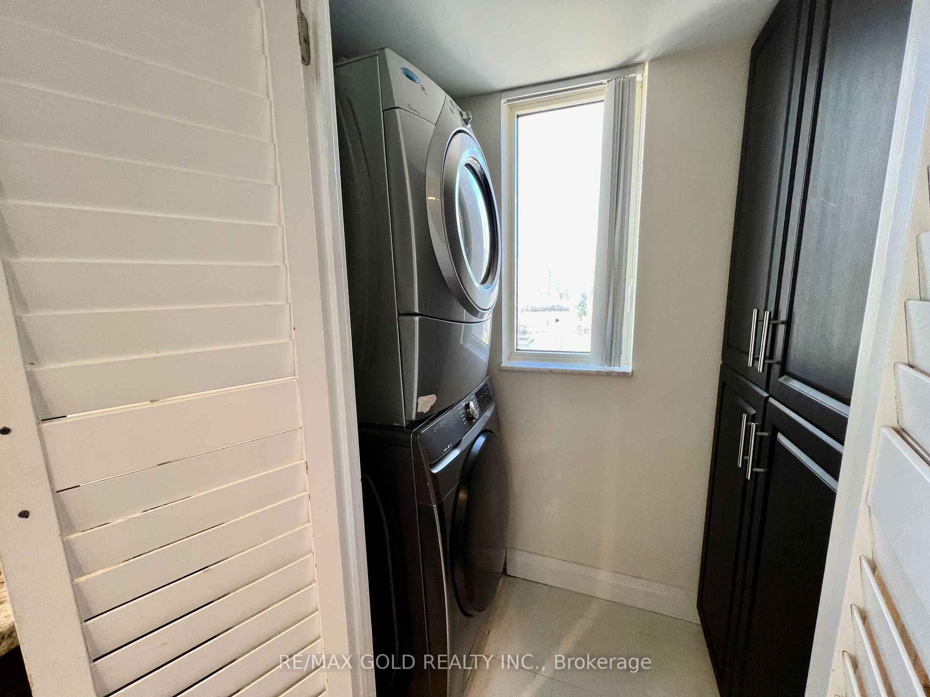 265 Enfield Place #903