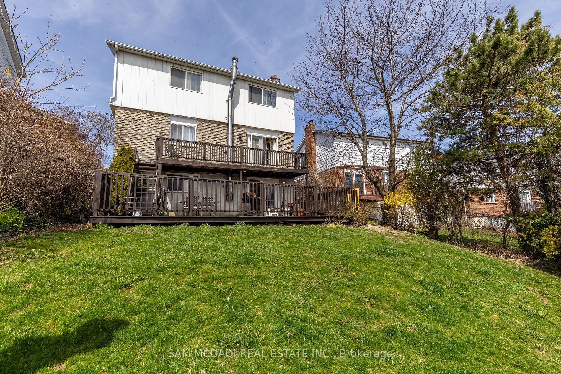 2859 Constable Road