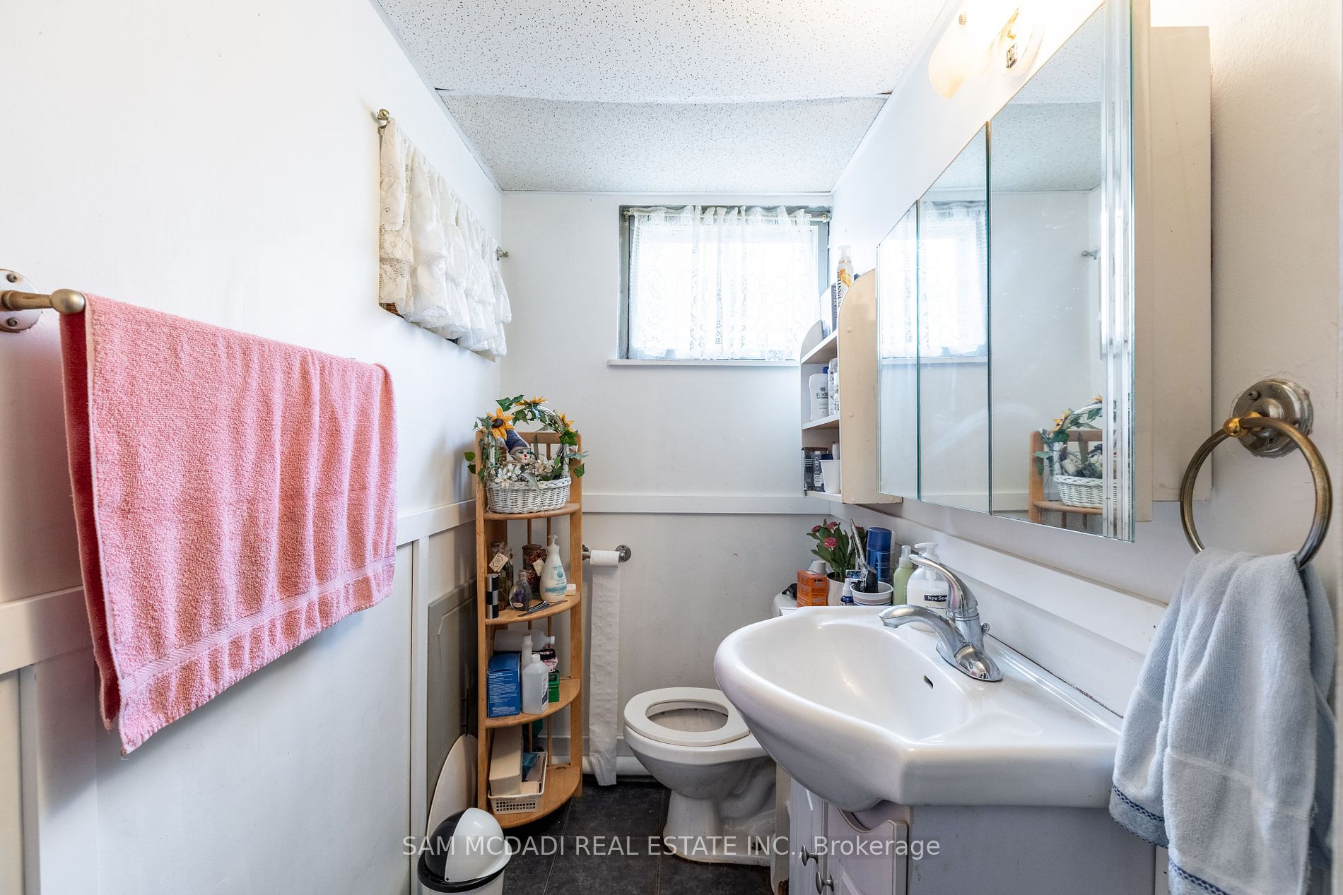 2859 Constable Road