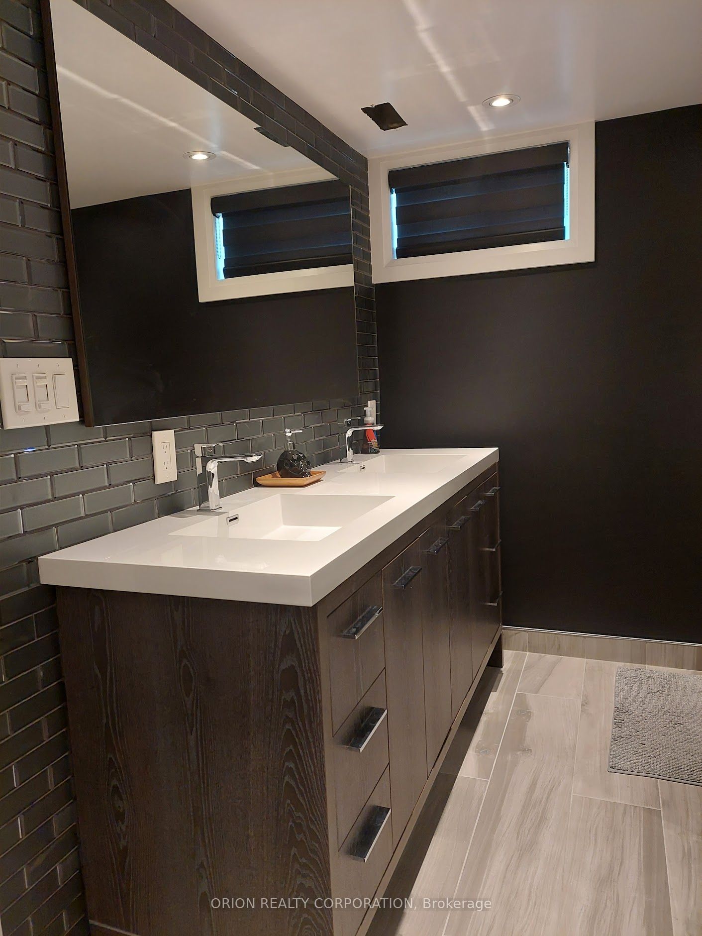 20 Bradbury Crescent