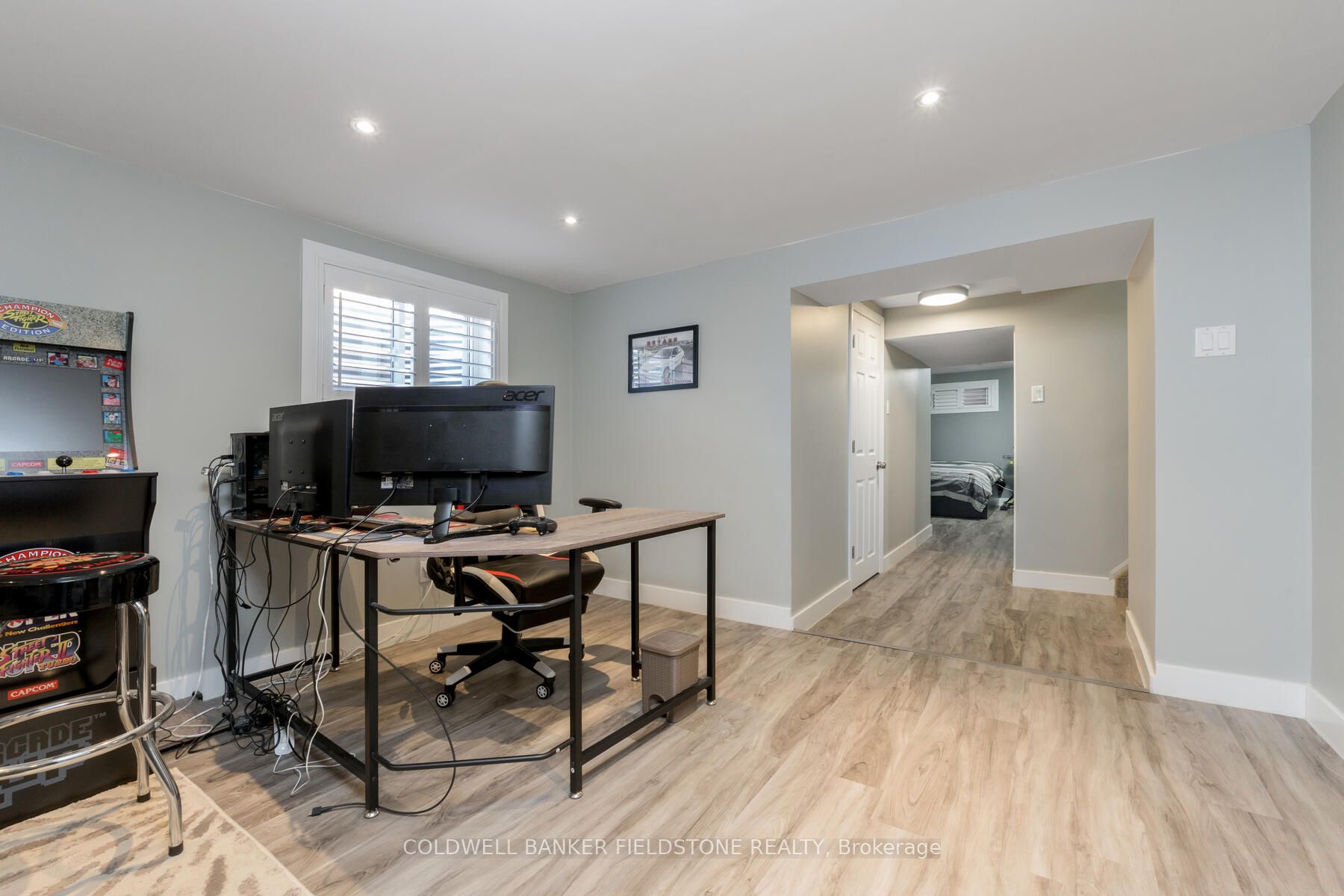 15 Marilyn Cres