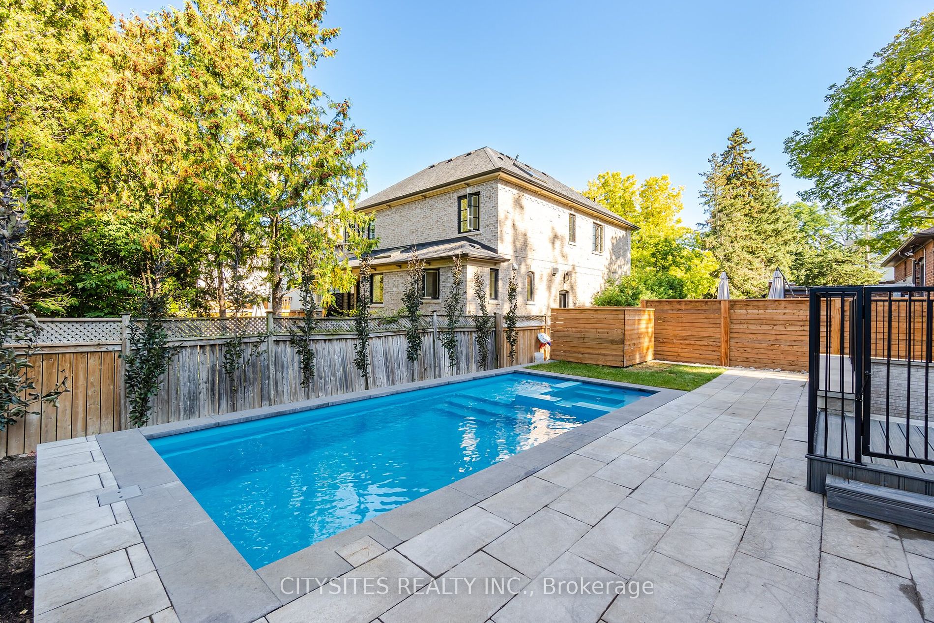 85 Kingsway Crescent