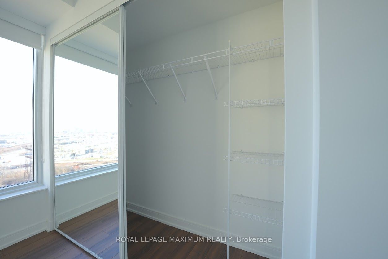30 Samuel Wood Way, #1410