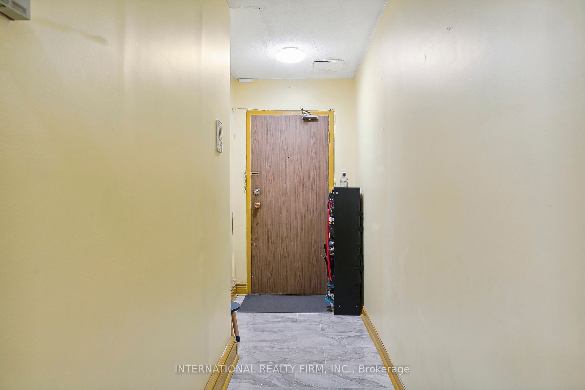 2095 Roche Crt, #188