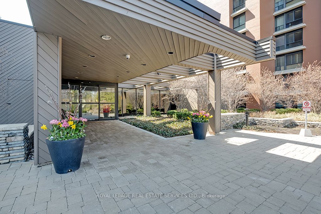1400 Dixie Rd W, #1013