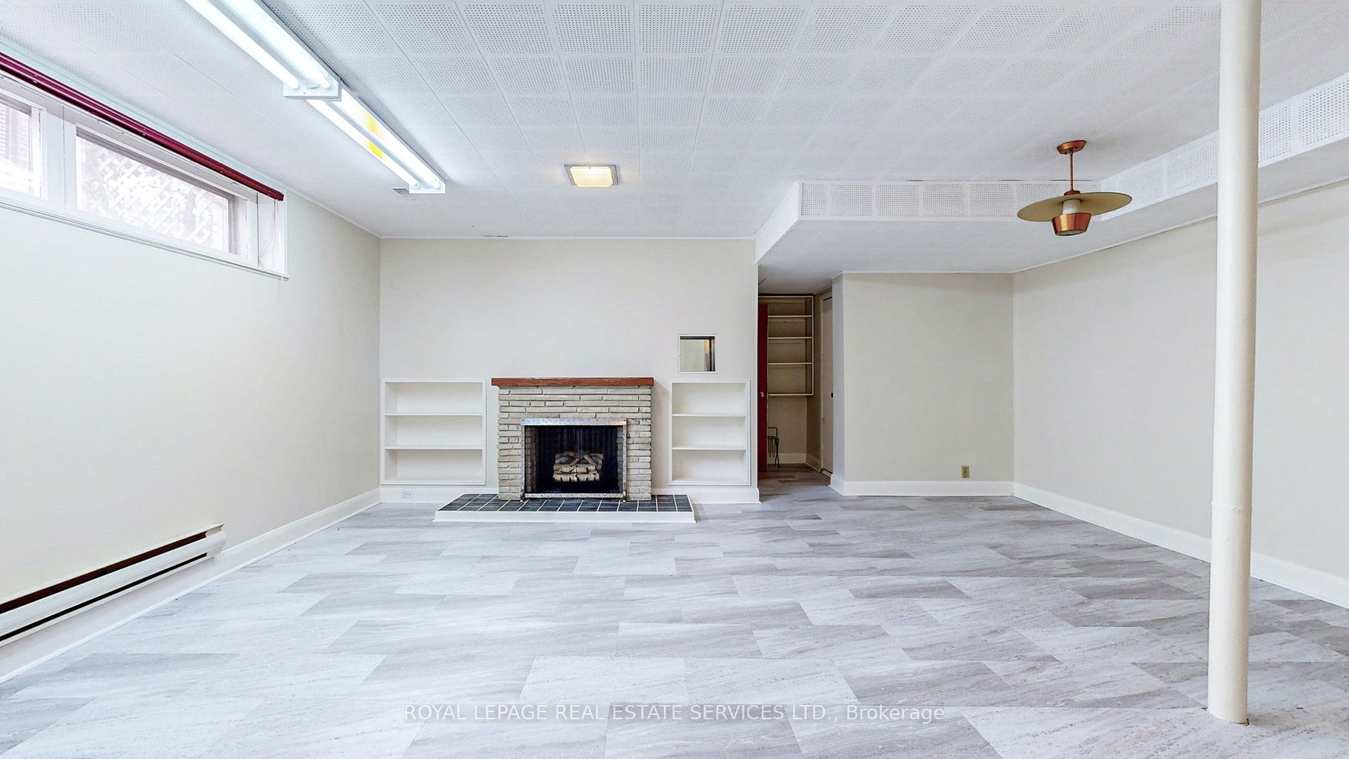 21 Pitkin Crt