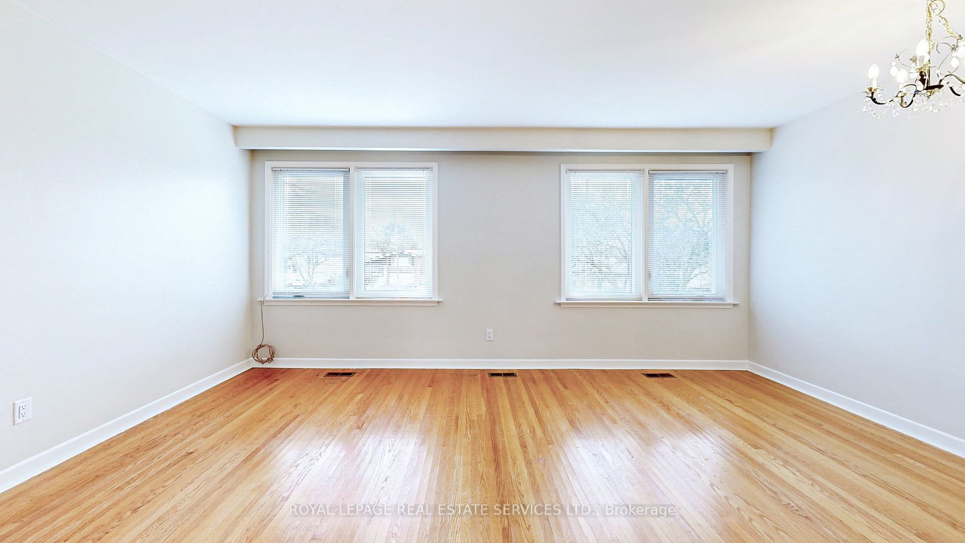 21 Pitkin Crt
