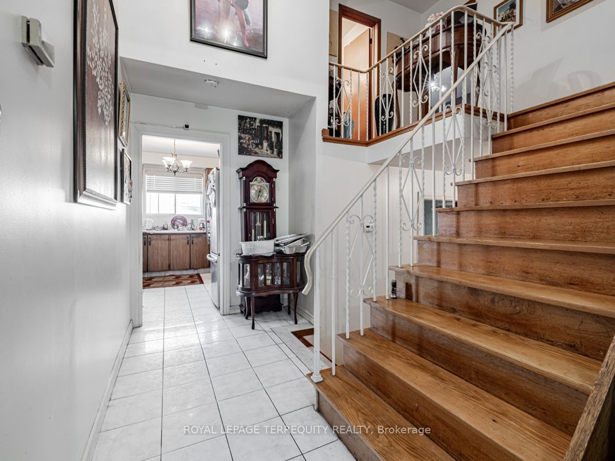 30 Lilac Ave