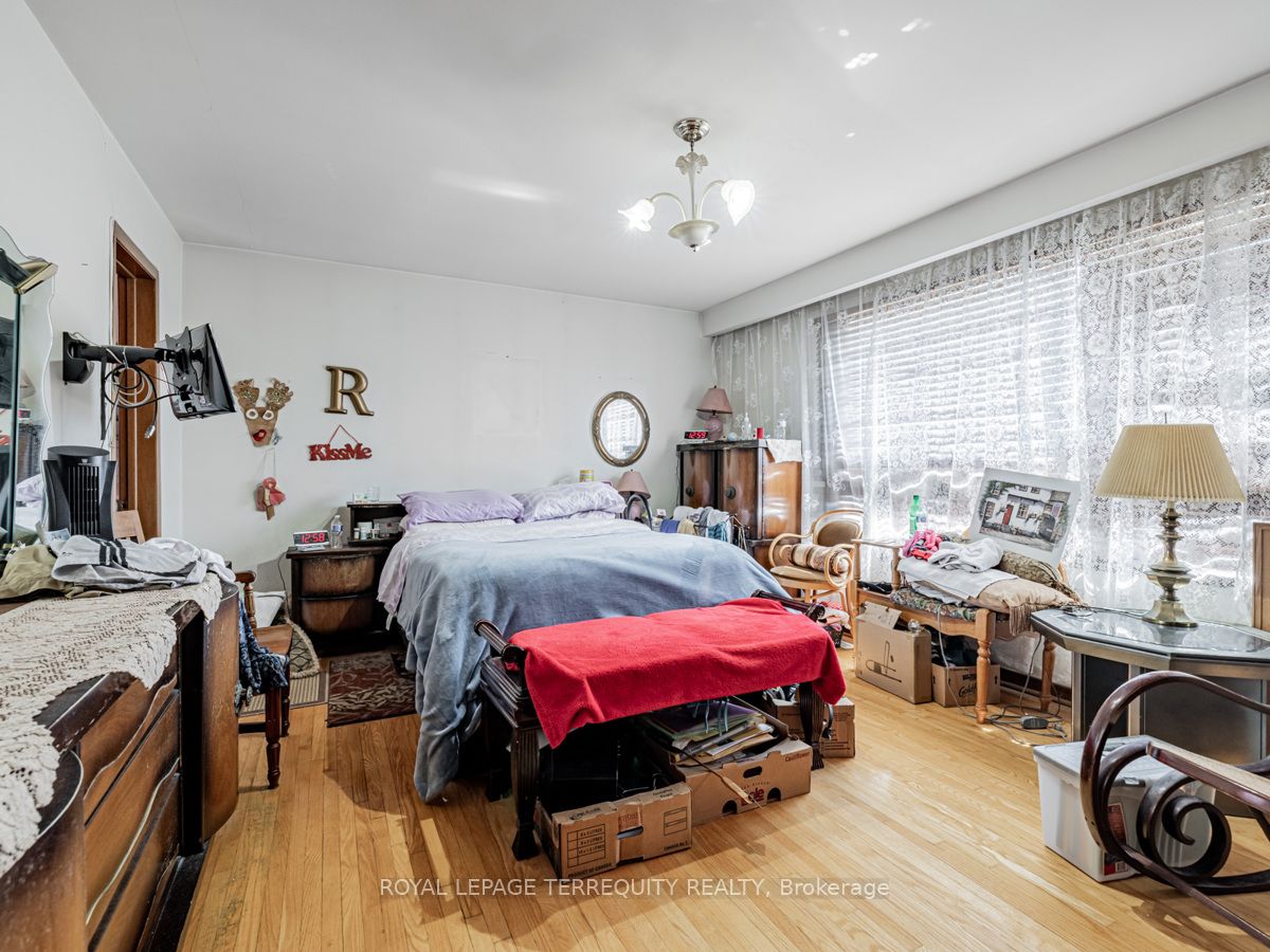 30 Lilac Ave