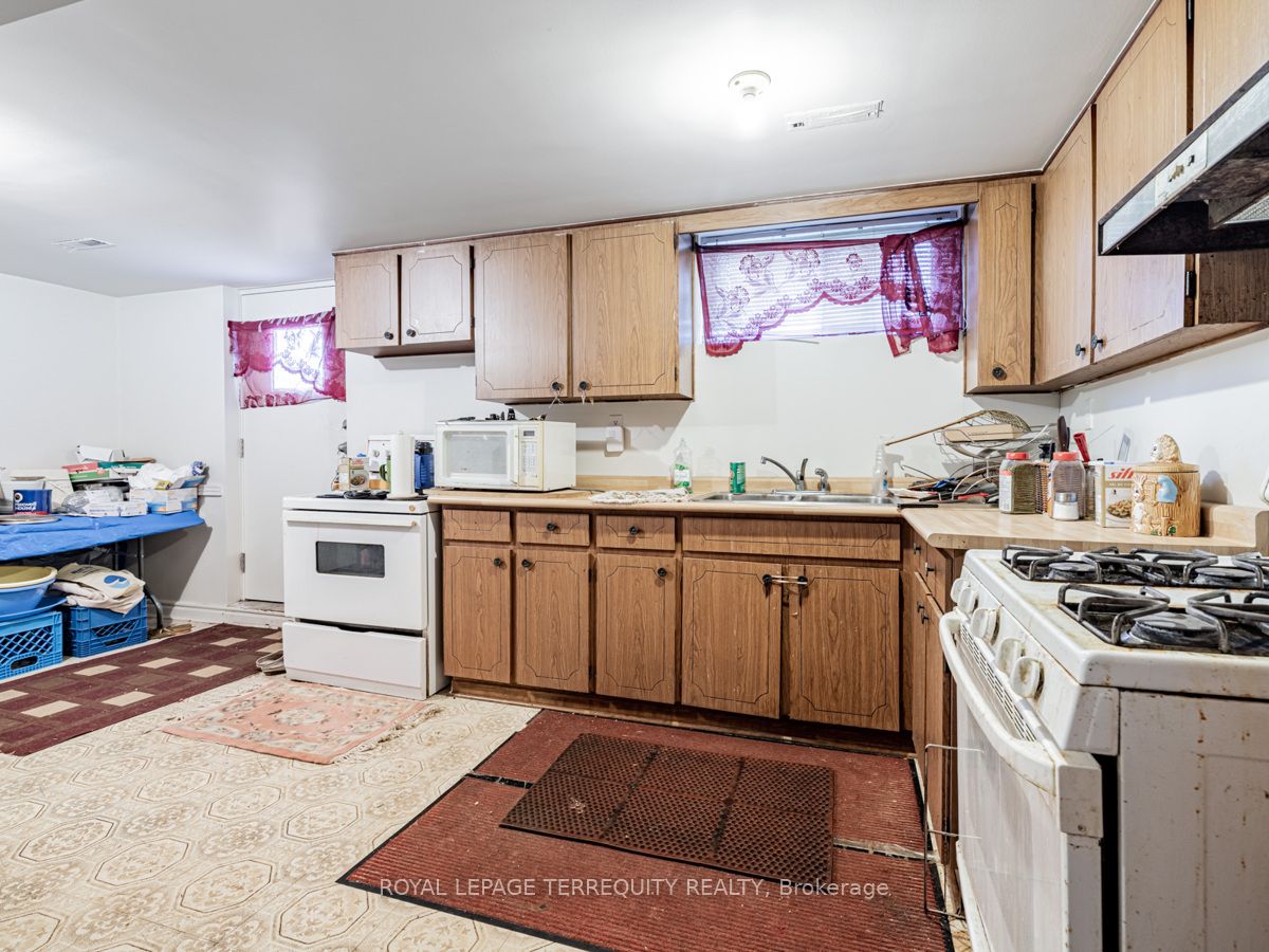 30 Lilac Ave