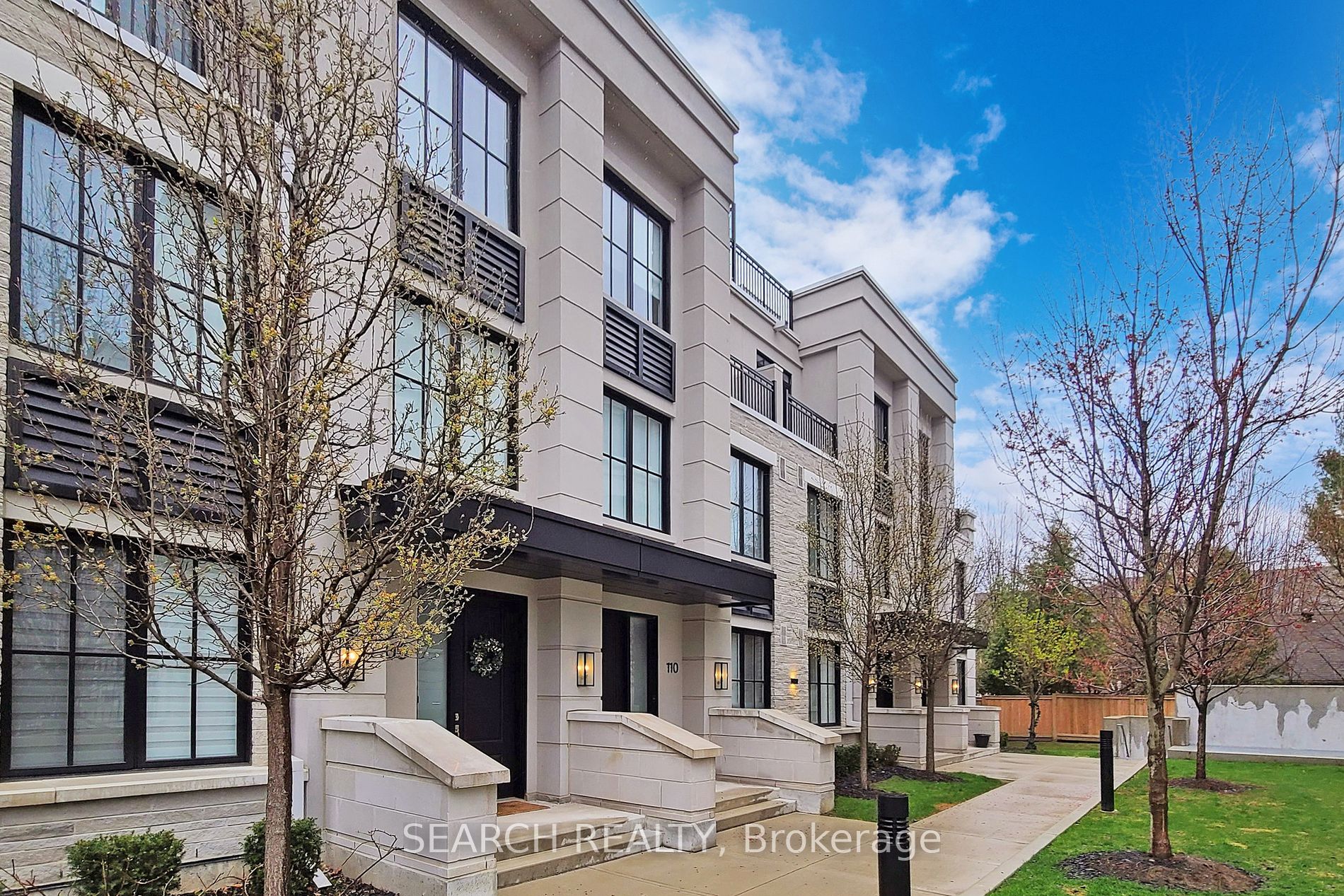 1180 Cawthra Road, #110