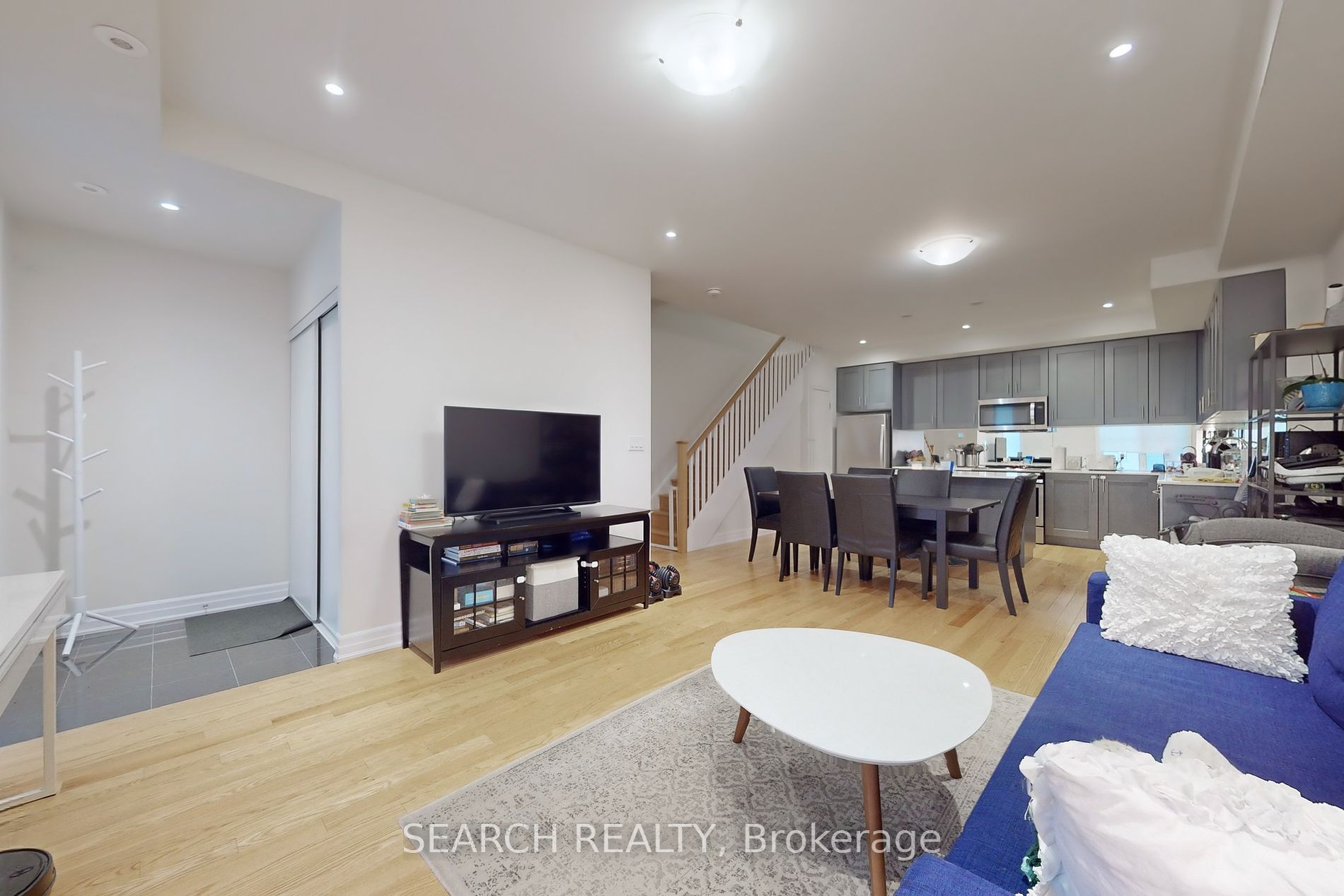 1180 Cawthra Road, #110