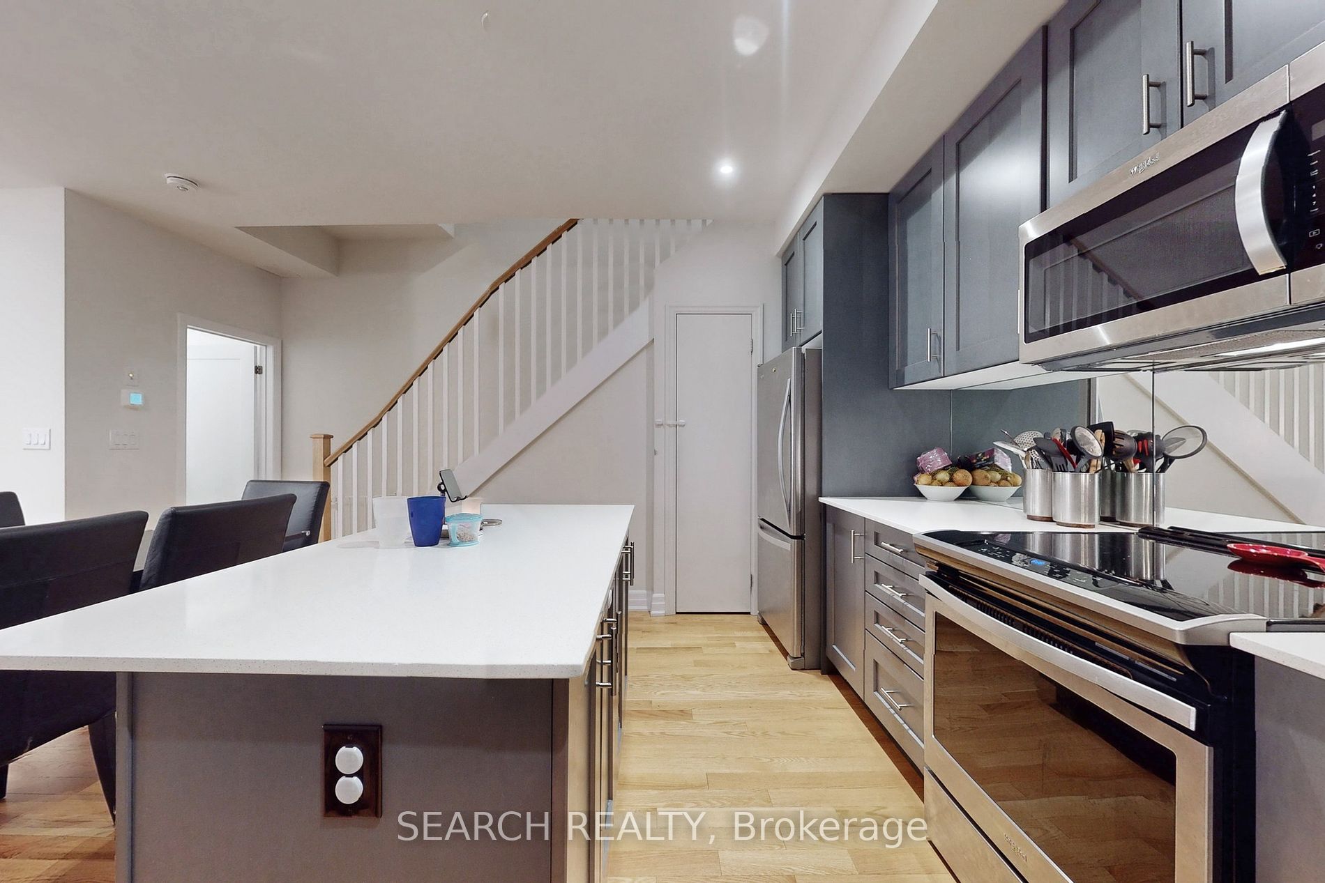 1180 Cawthra Road, #110
