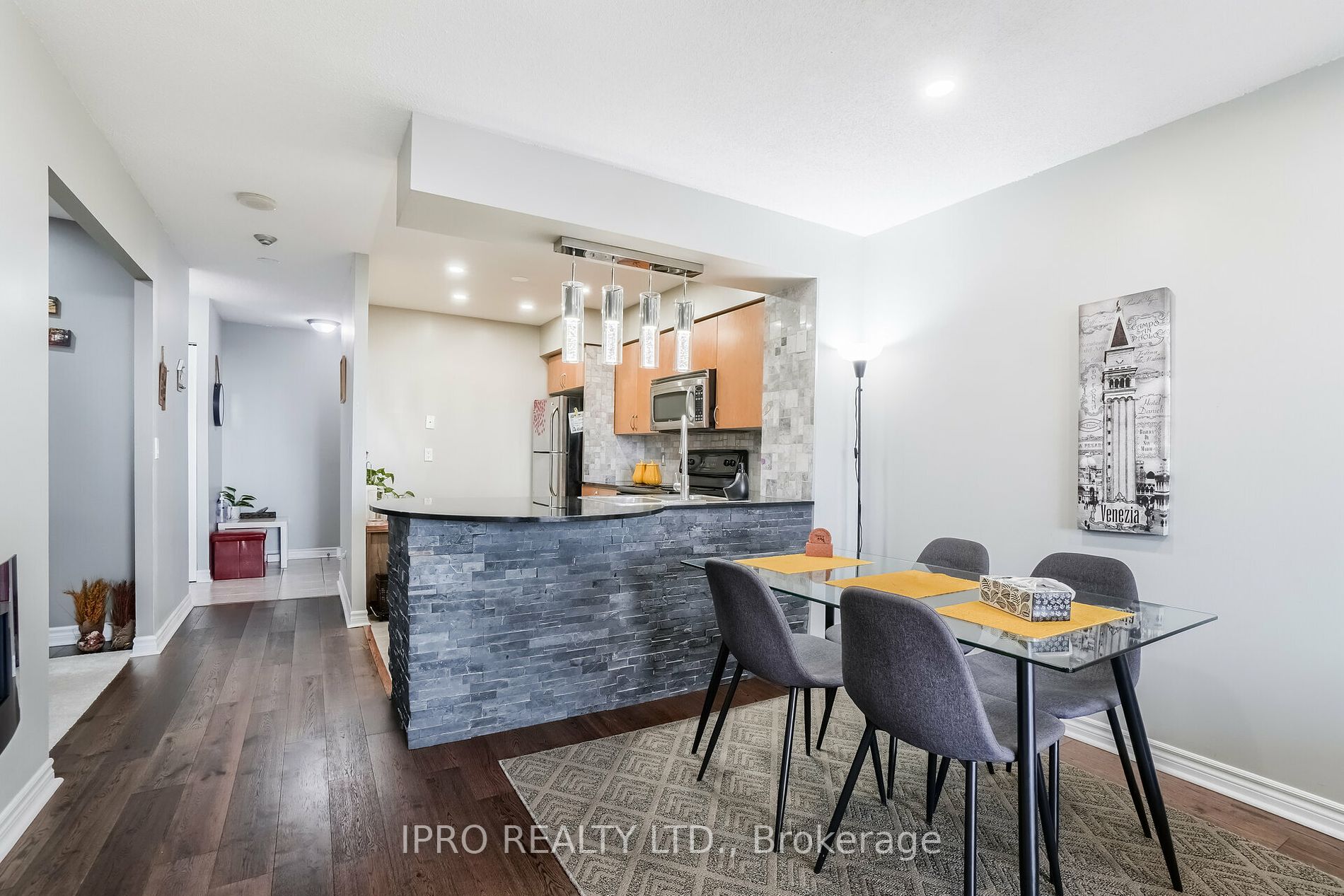 4090 Living Arts Dr, #708