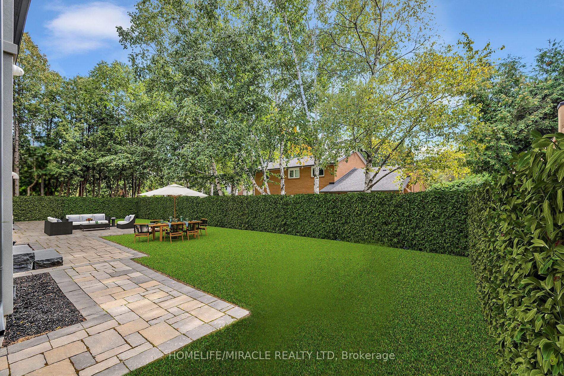 2068 Mississauga Road