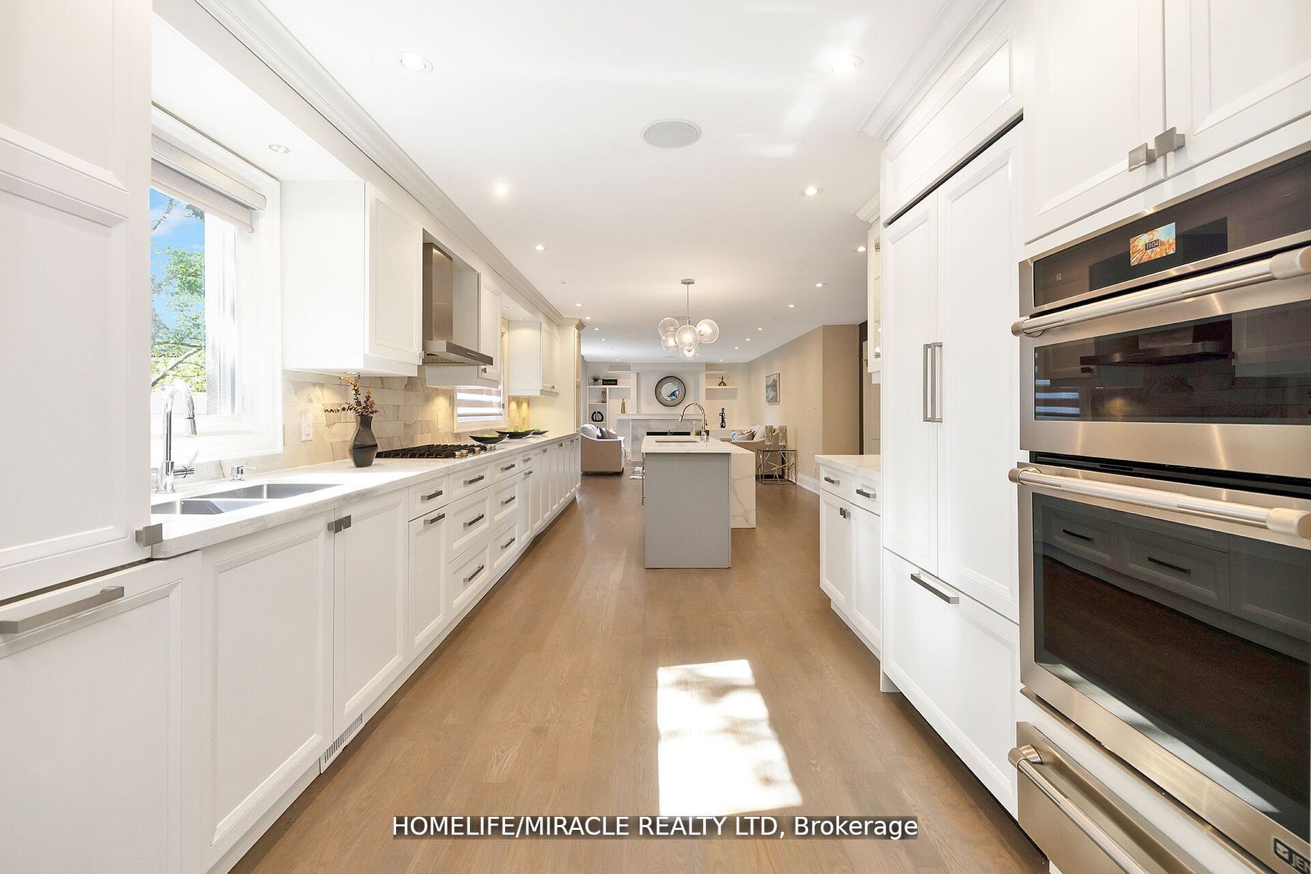 2068 Mississauga Road