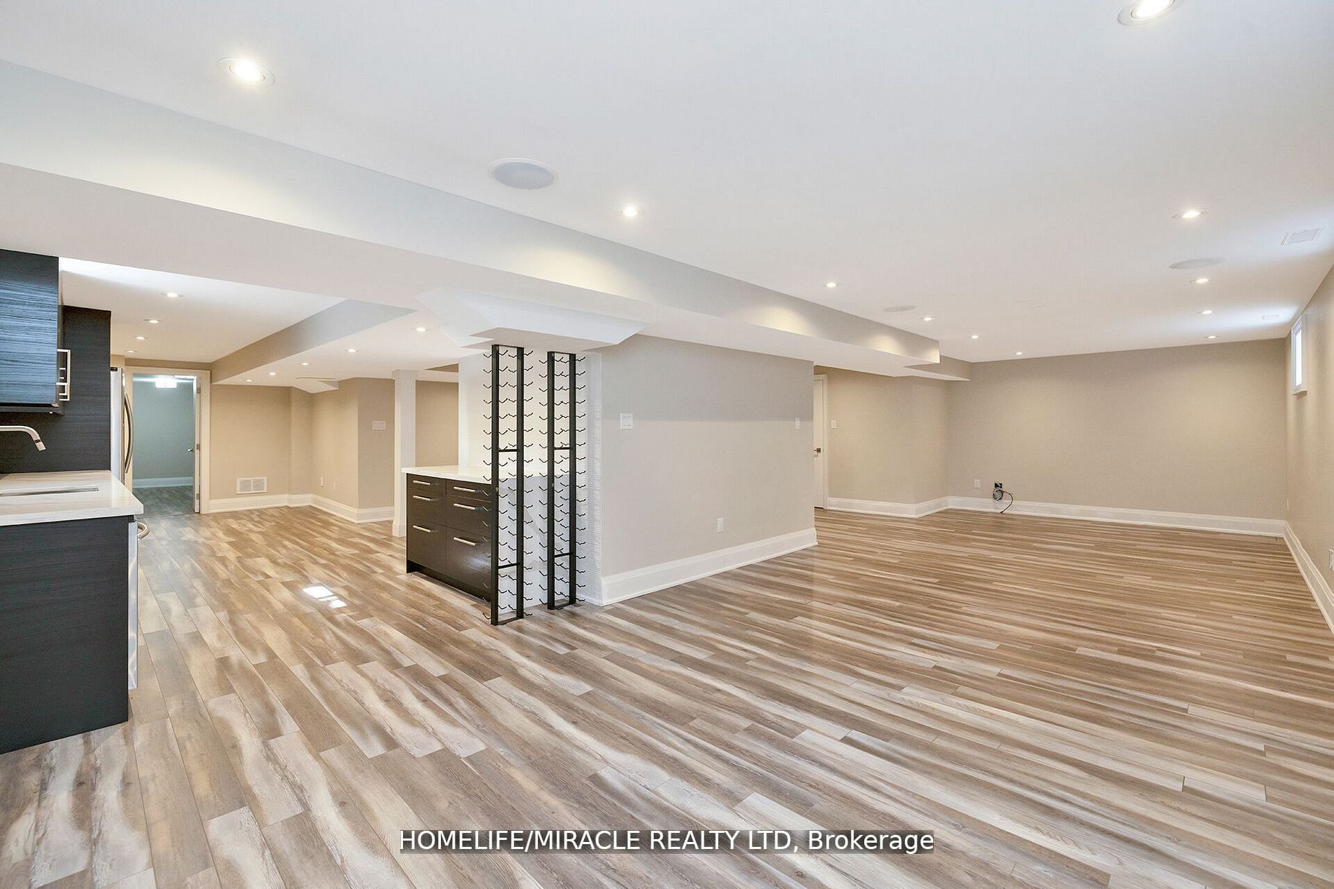 2068 Mississauga Road