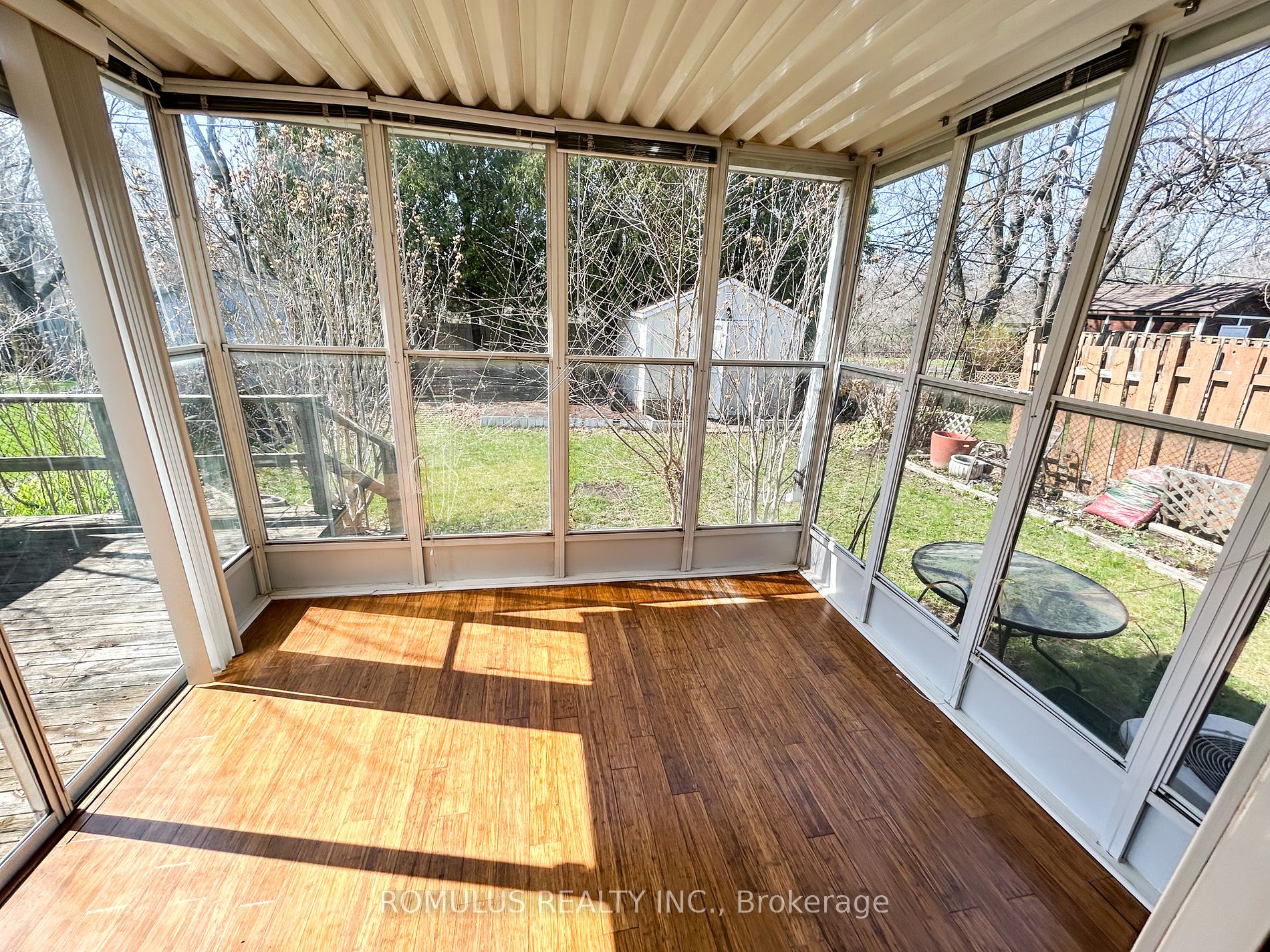 67 Cloverdale Dr