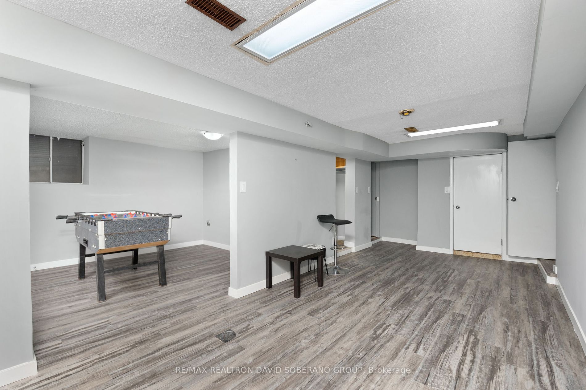 128 Gilley Road N