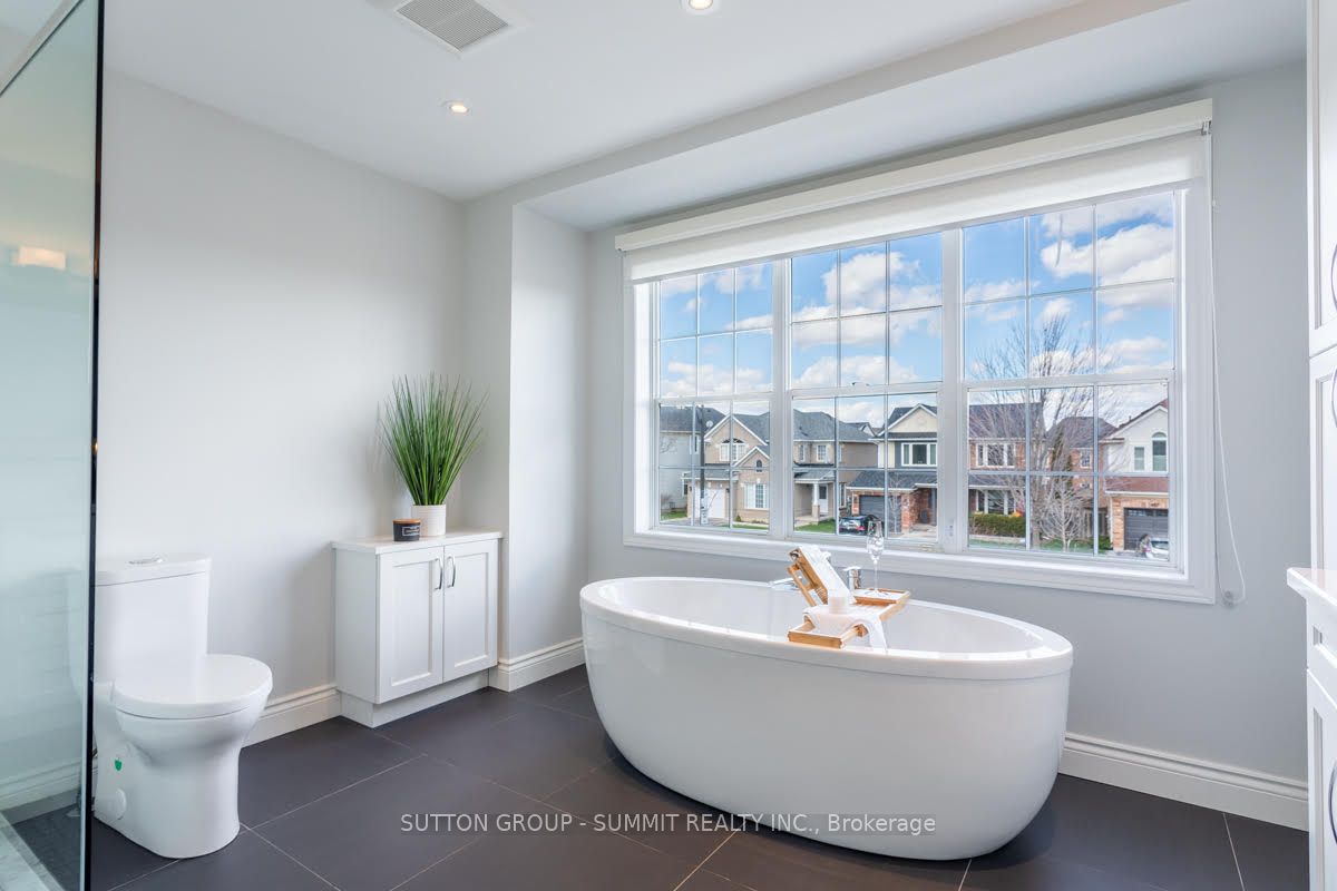 852 TRUDEAU Drive