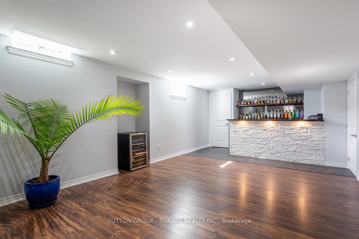 852 TRUDEAU Drive