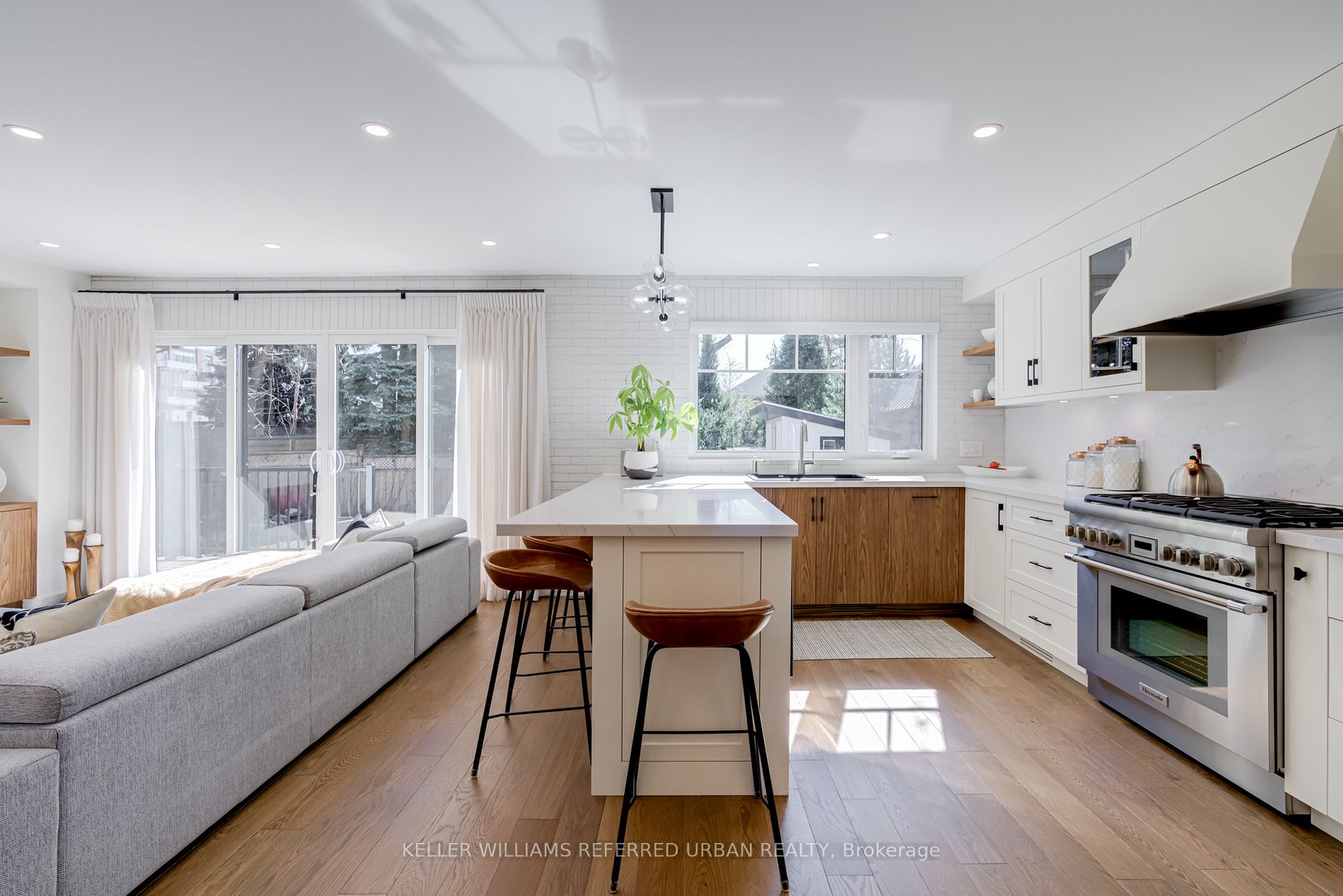 12 Wesley Avenue