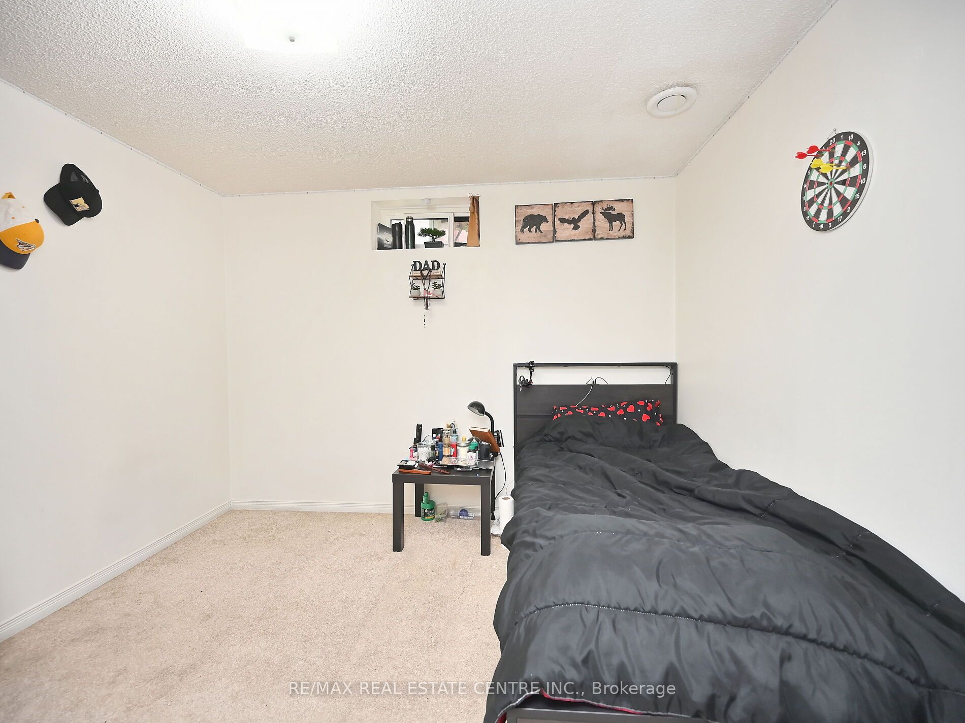 4326 Waterford Cres