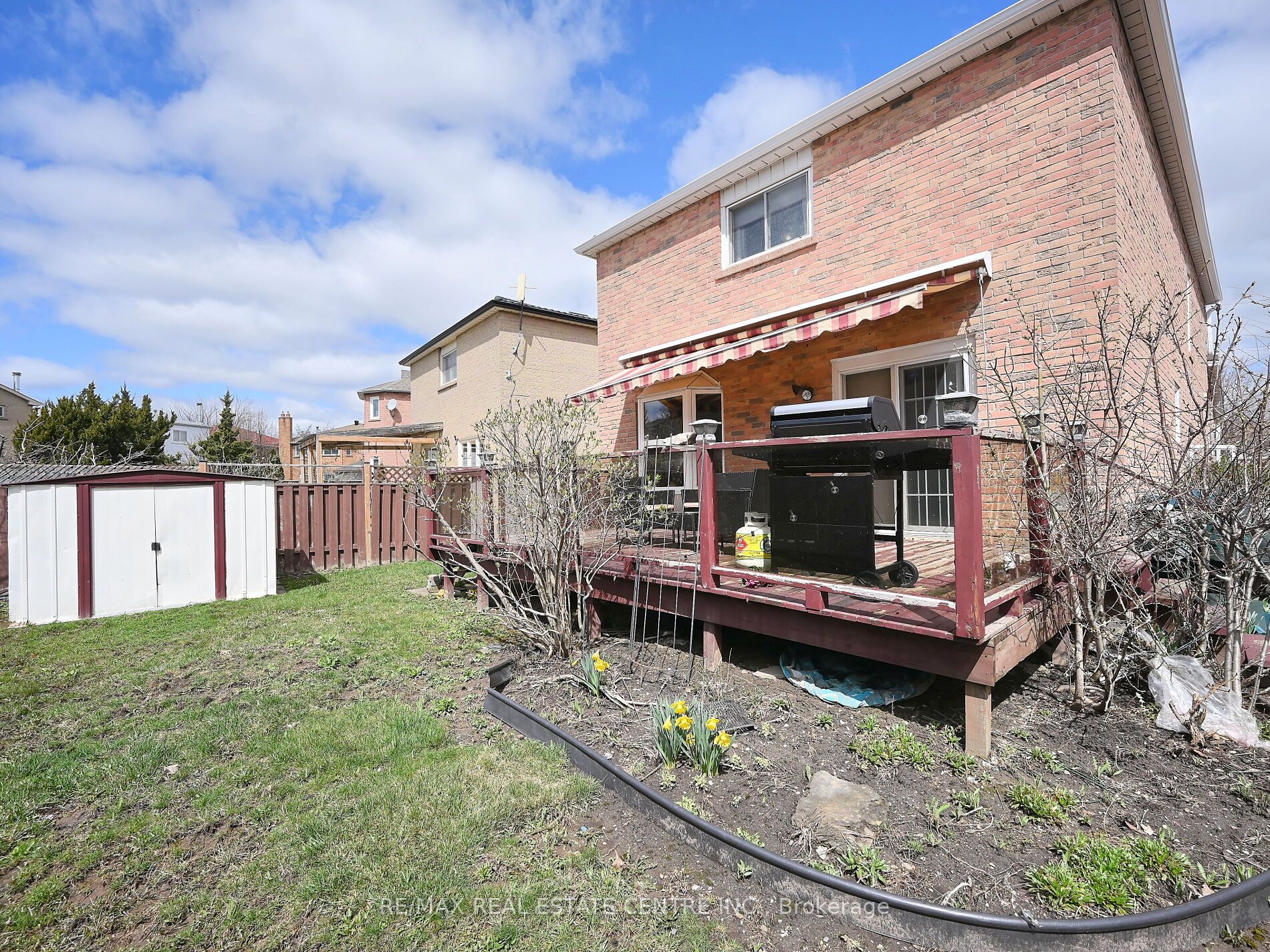 4326 Waterford Cres