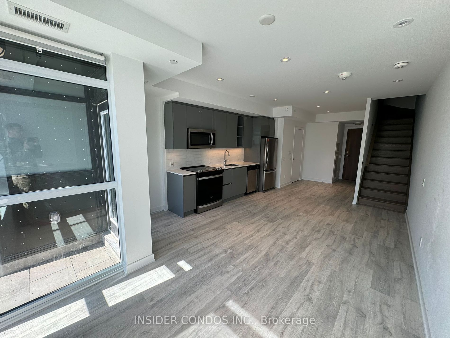 251 Manitoba Street #124