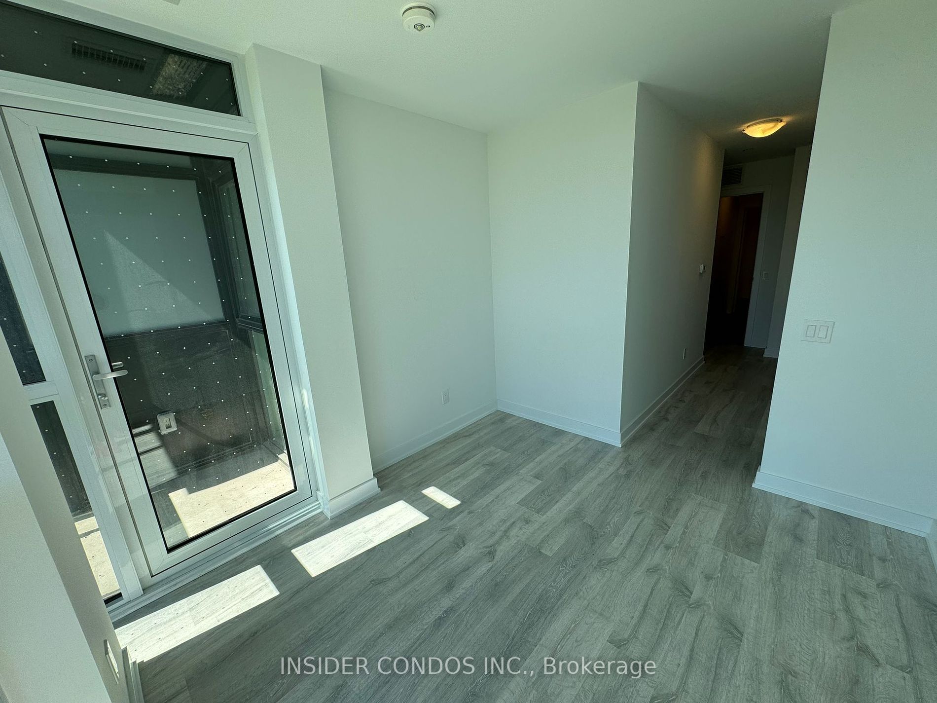 251 Manitoba Street #124