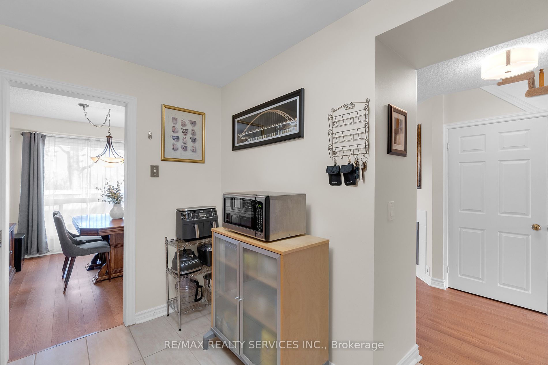 74 Heathcliffe Square #24