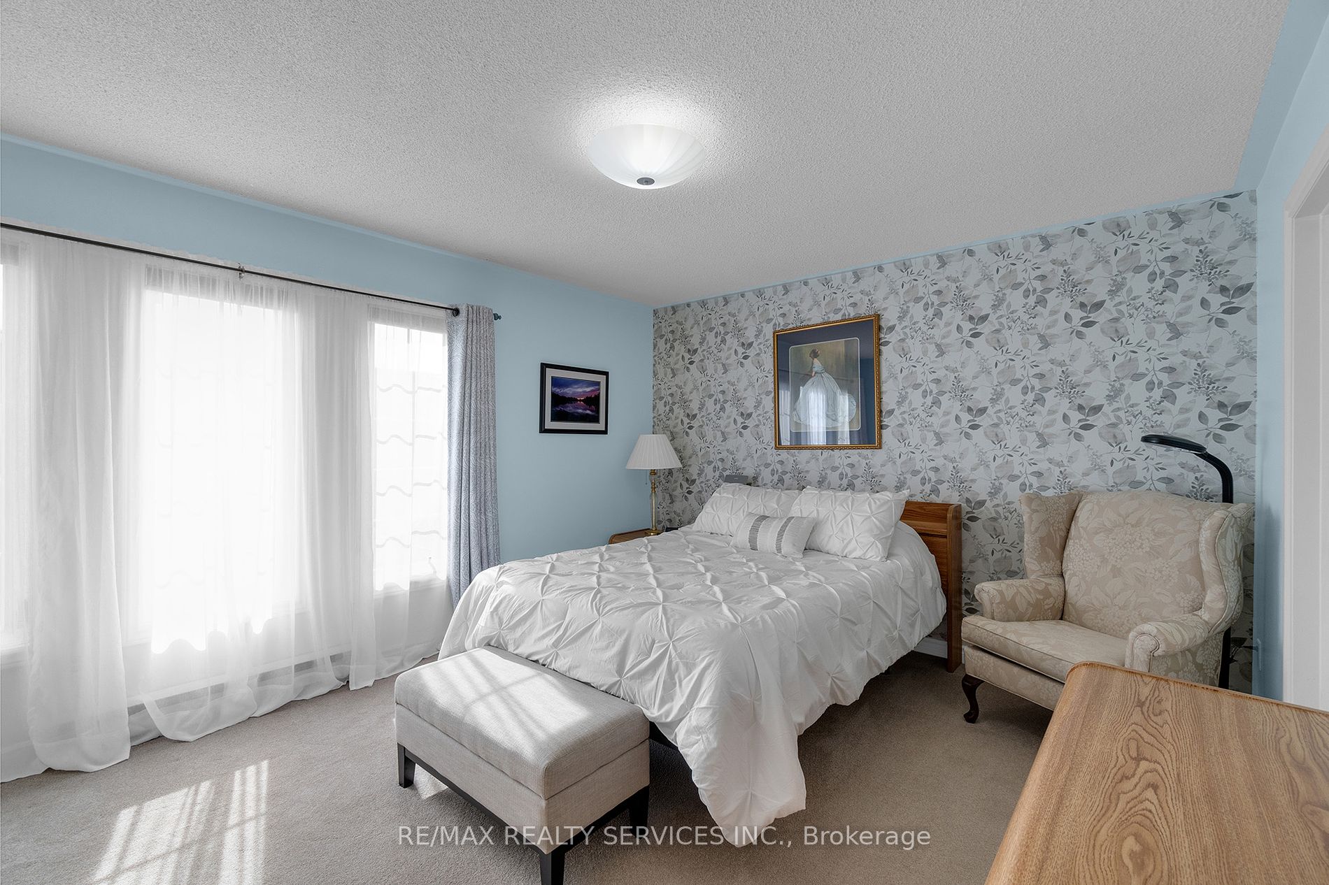 74 Heathcliffe Square #24