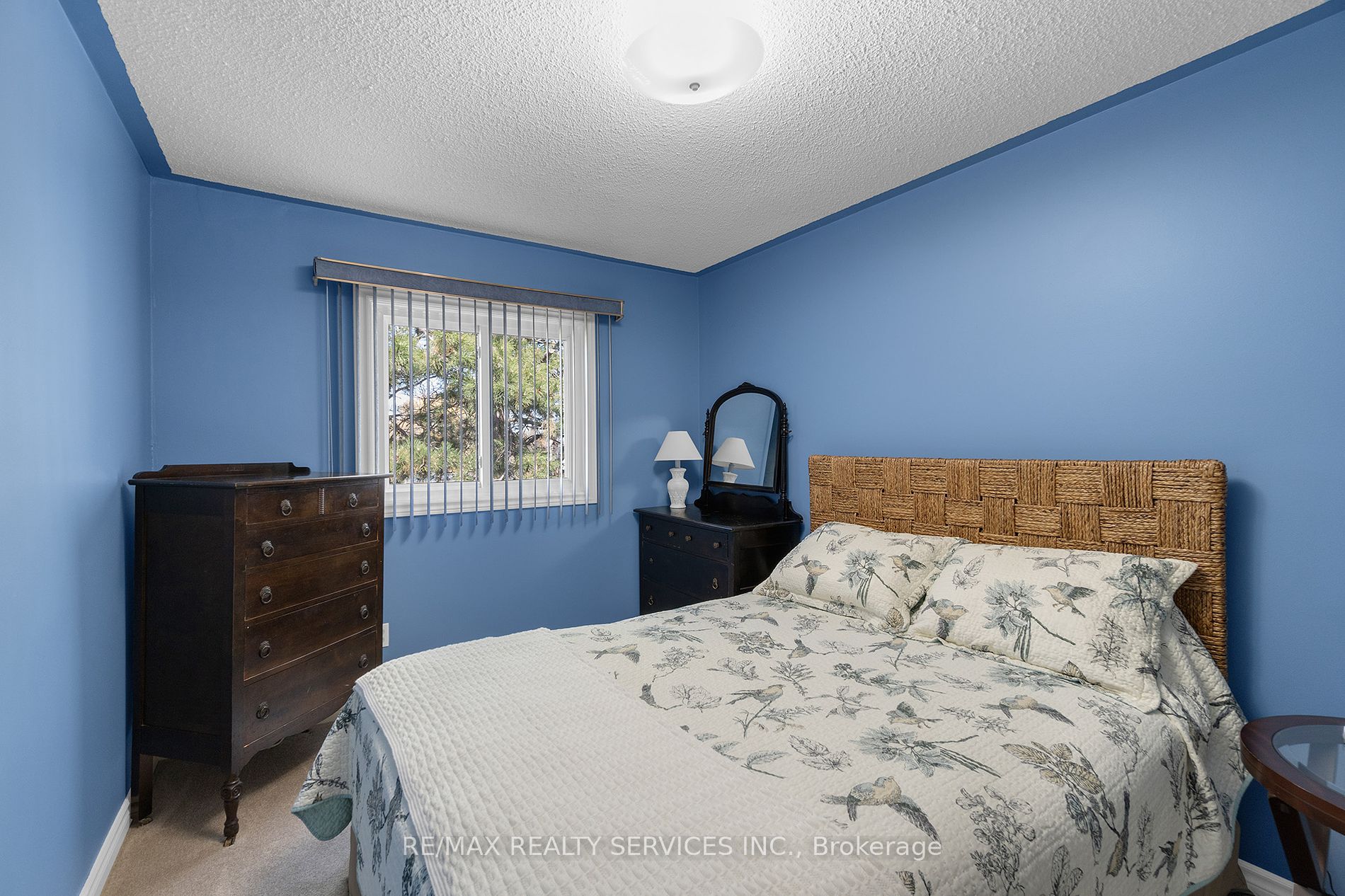 74 Heathcliffe Square #24