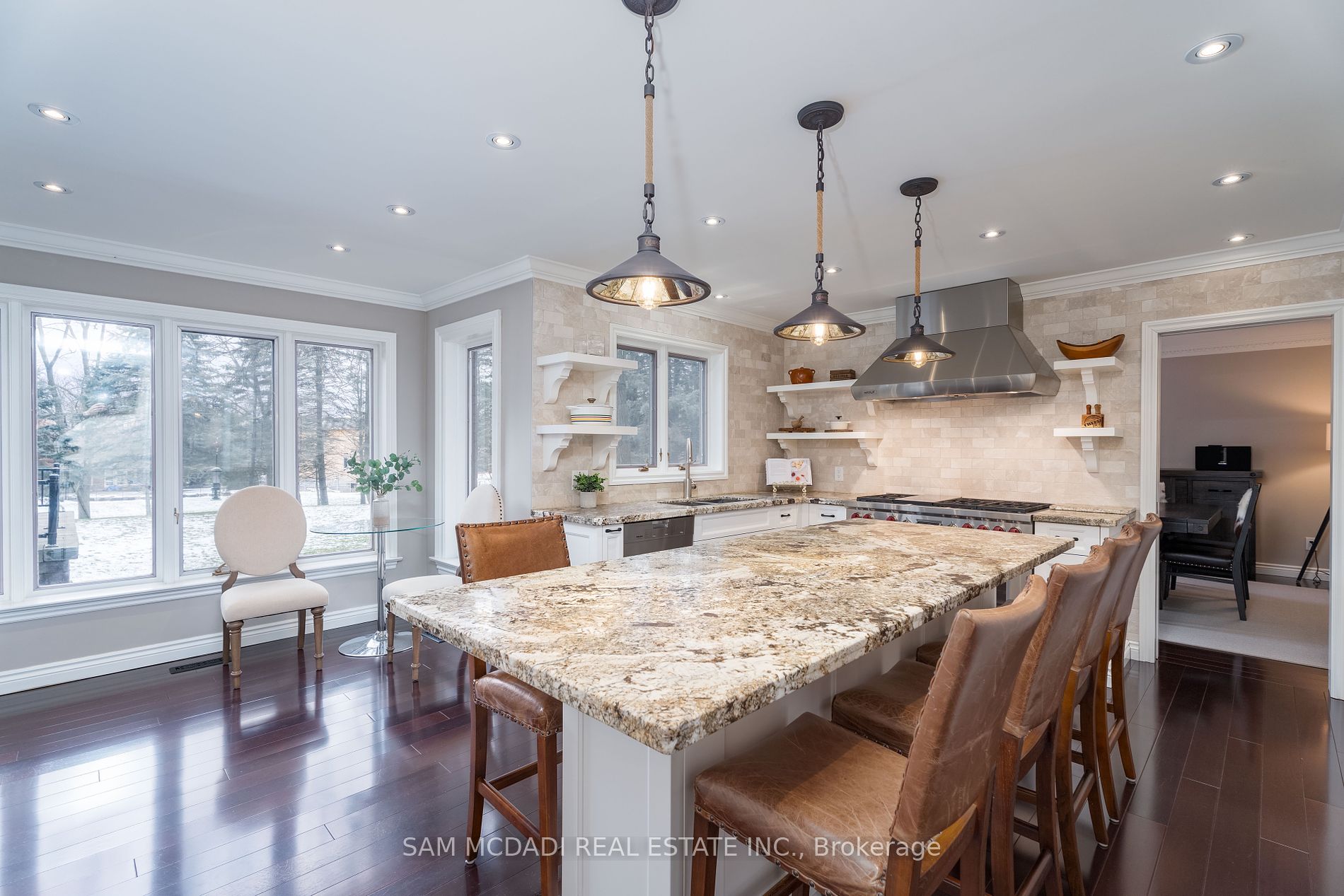 3 Huttonville Dr