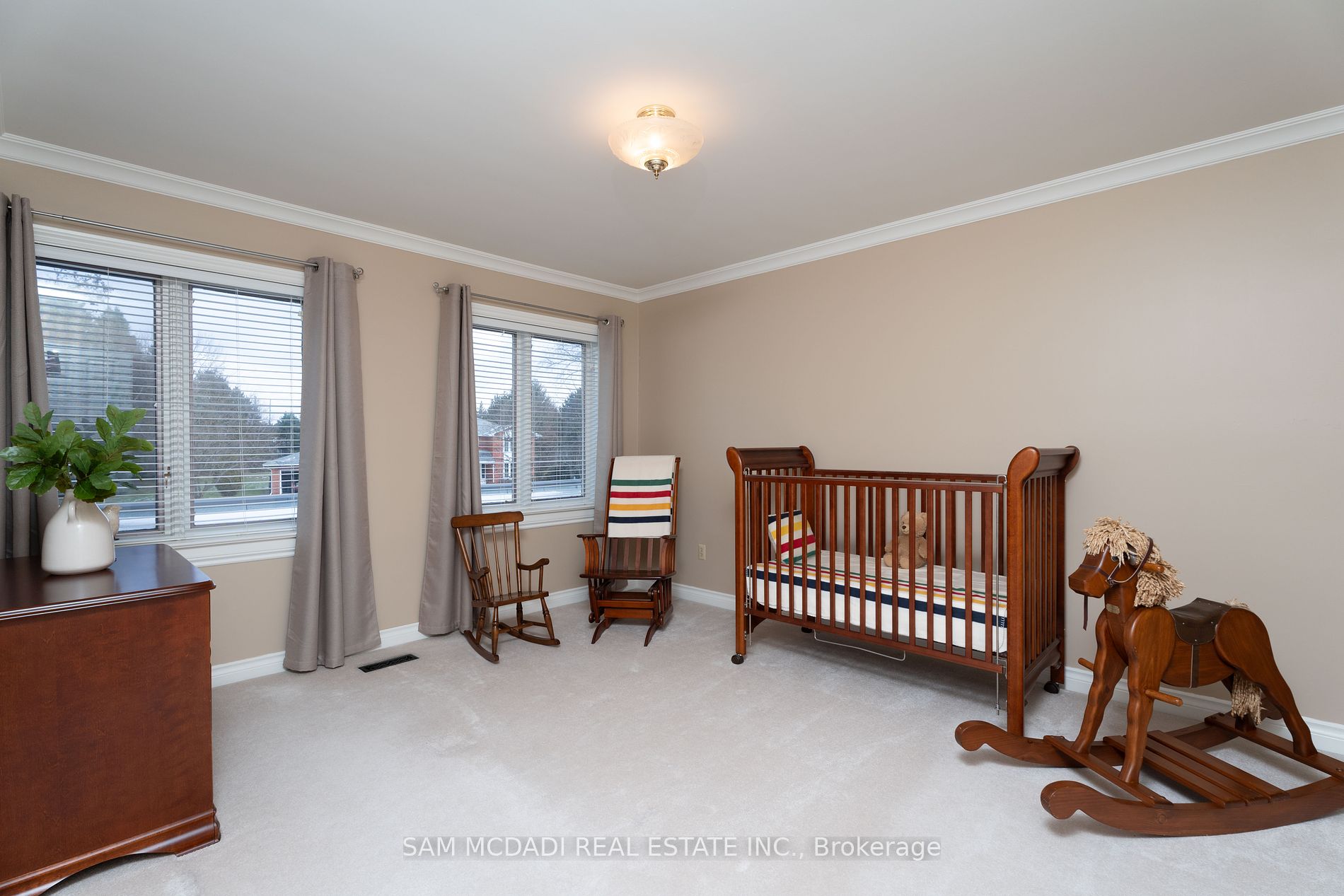 3 Huttonville Dr