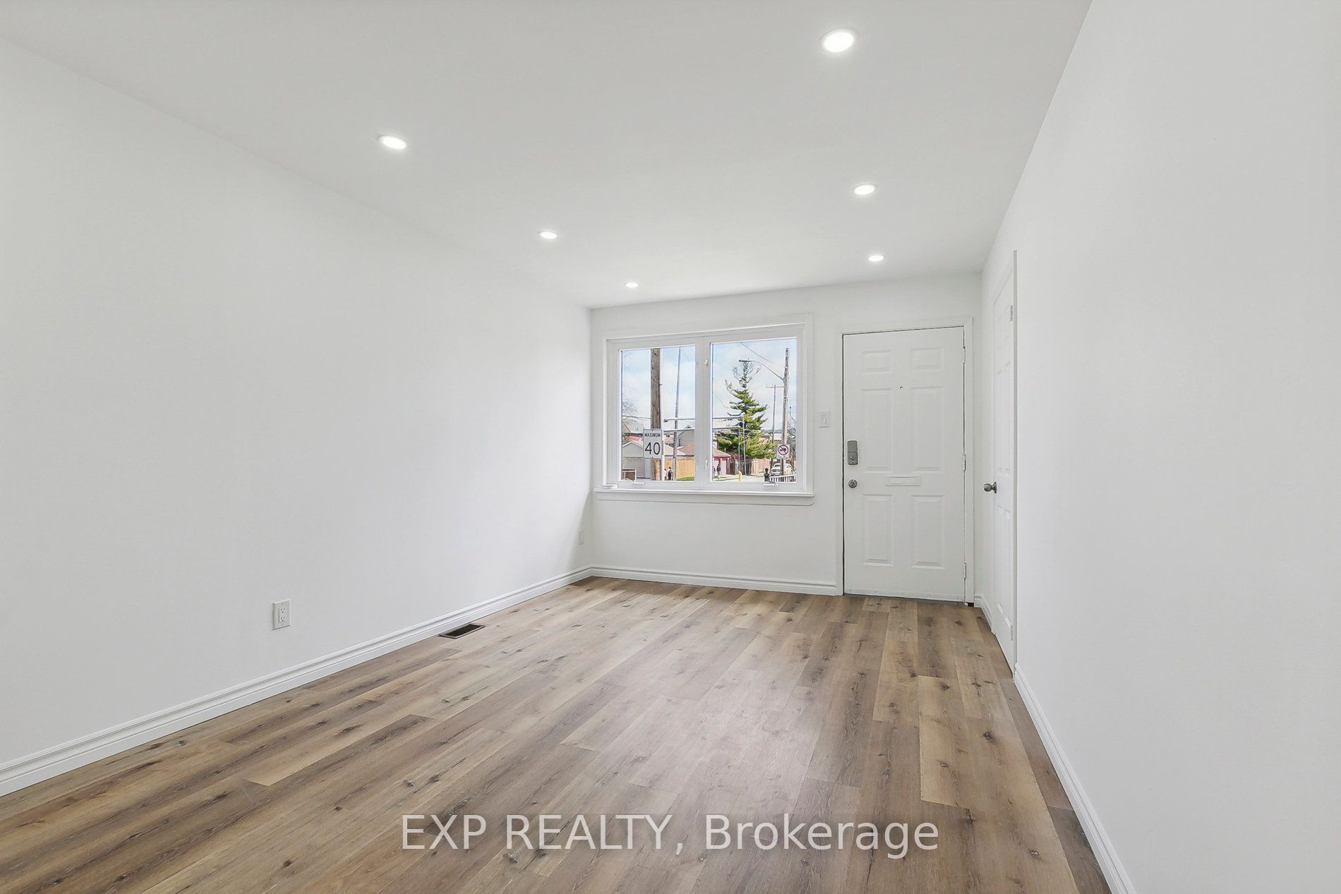 36 Twenty Fourth St