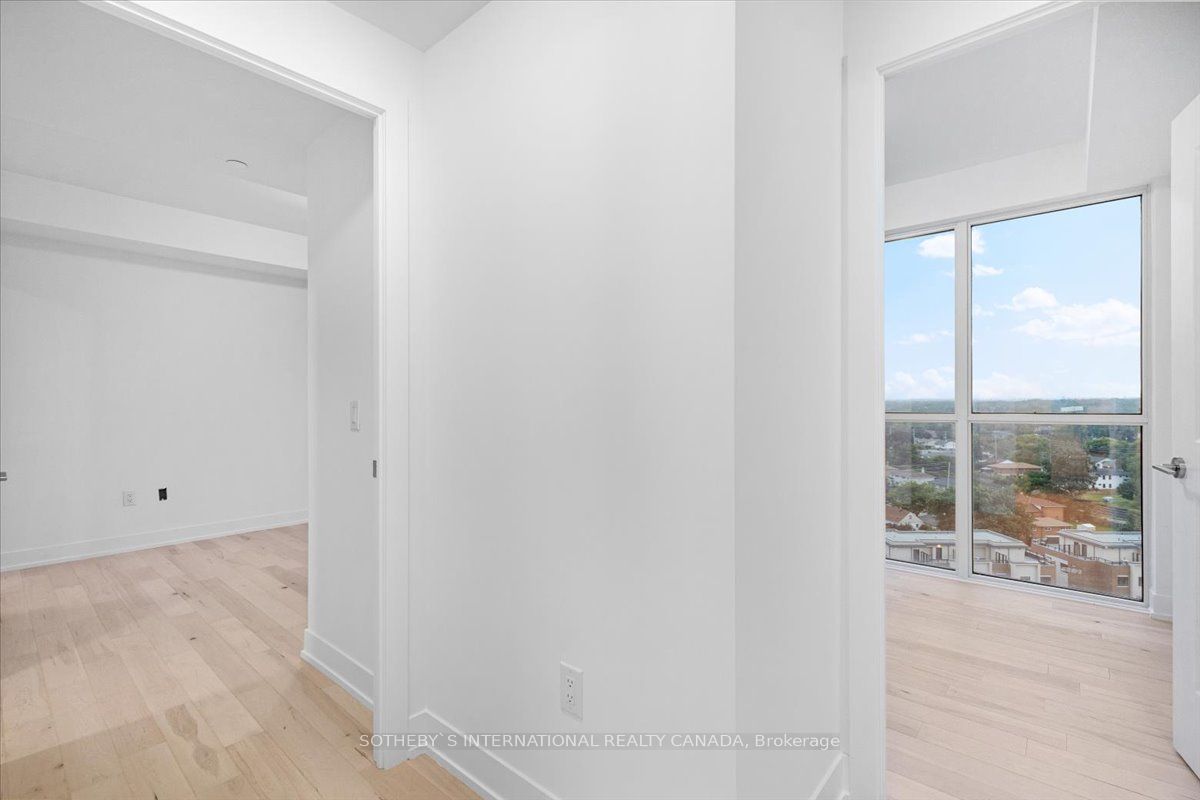 1063 Douglas Mccurdy Comm Circ, #1201